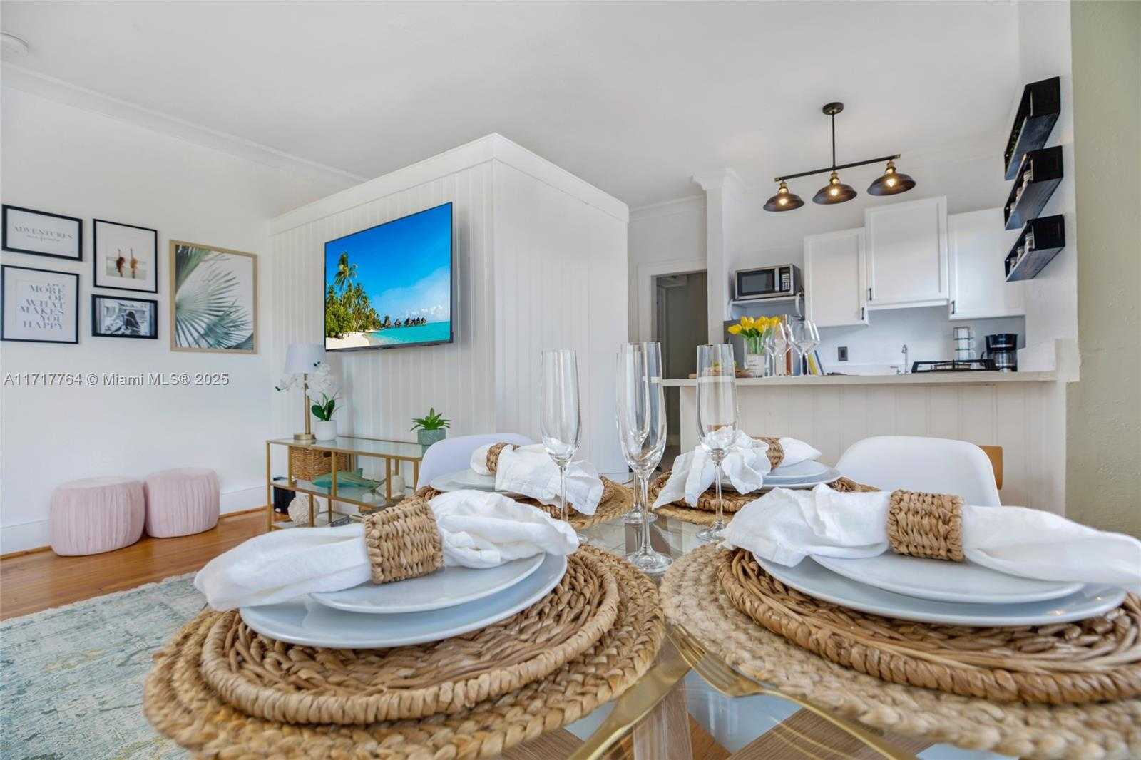 Small Image of Miami Beach Number 3
