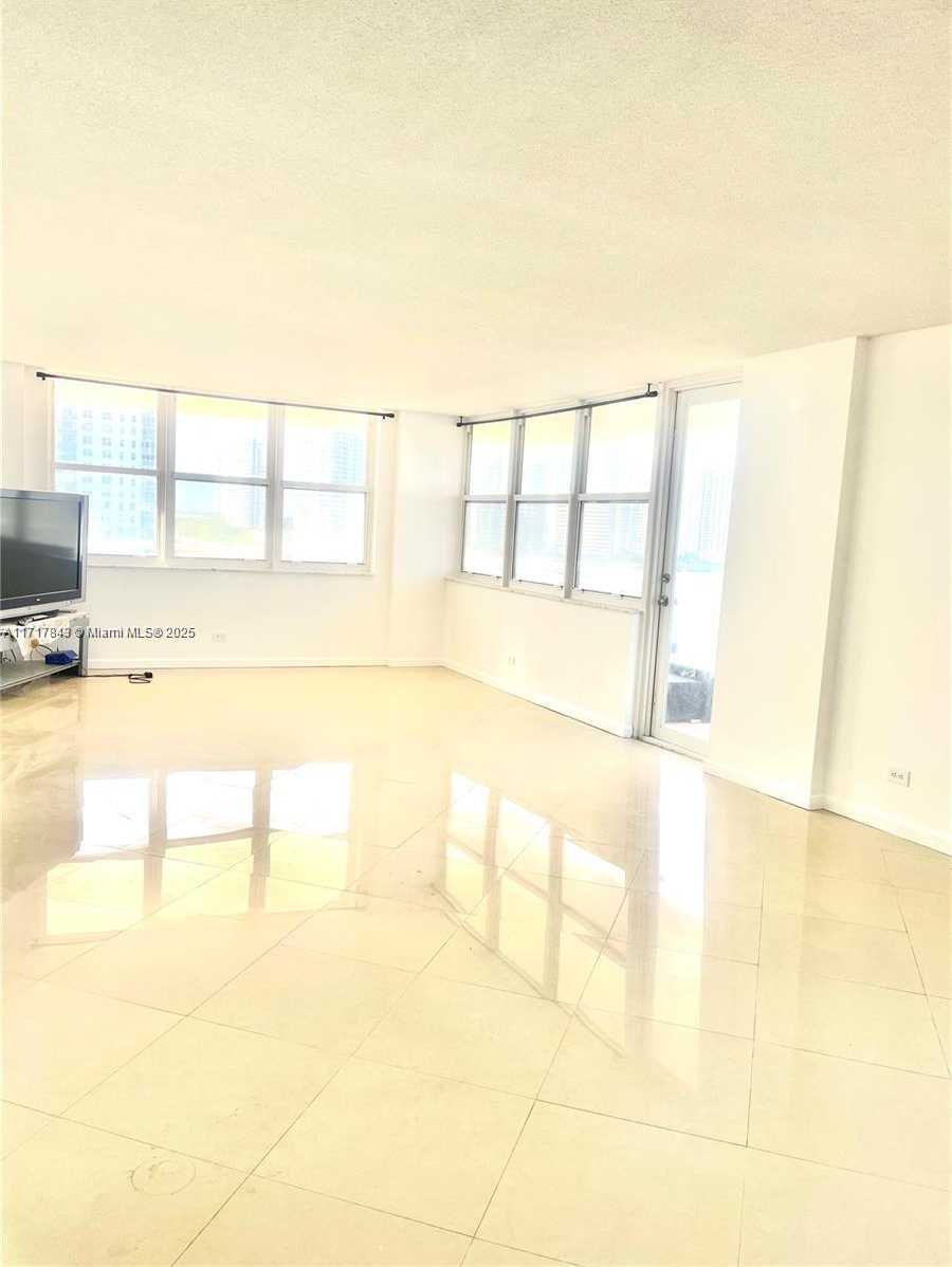Small Image of 251 174TH #904, Sunny Isles Beach Number 10