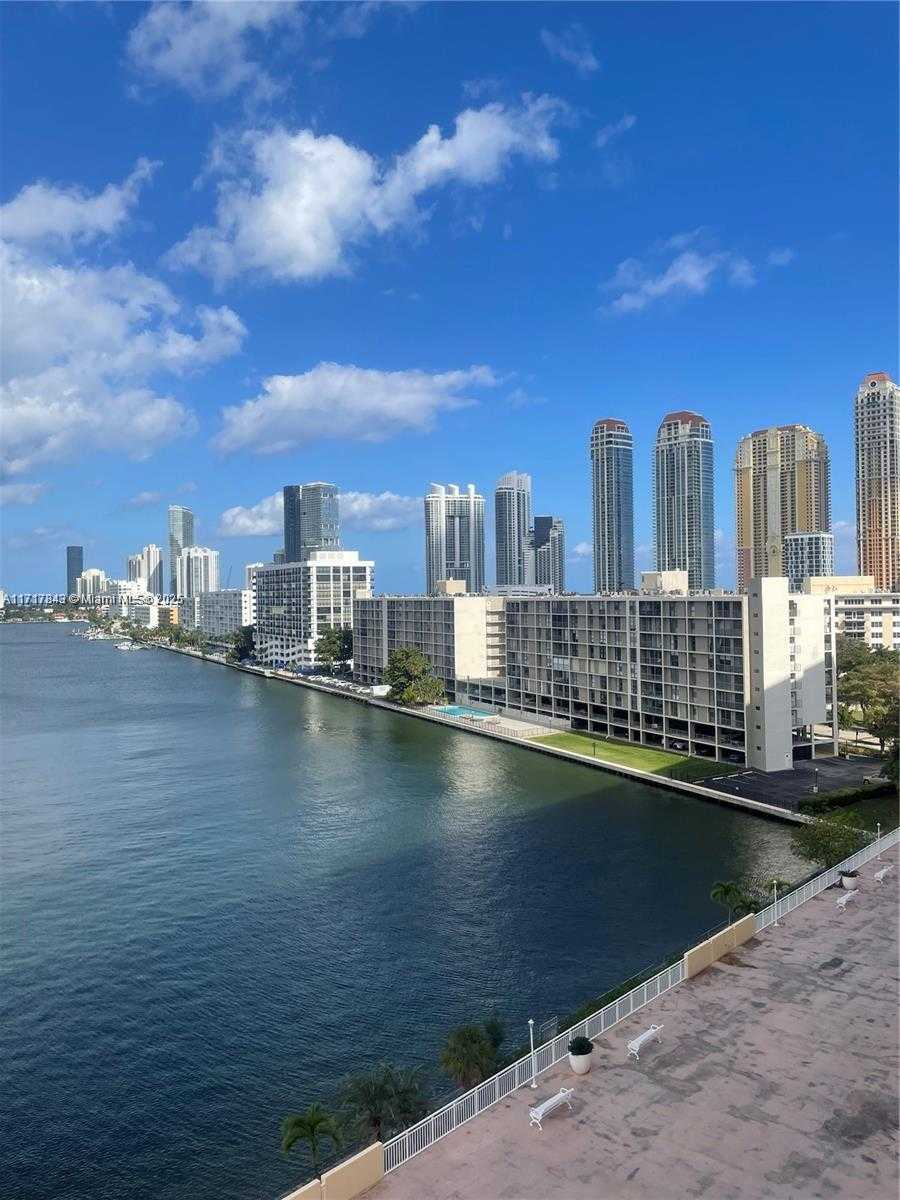 Small Image of 251 174TH #904, Sunny Isles Beach Number 2