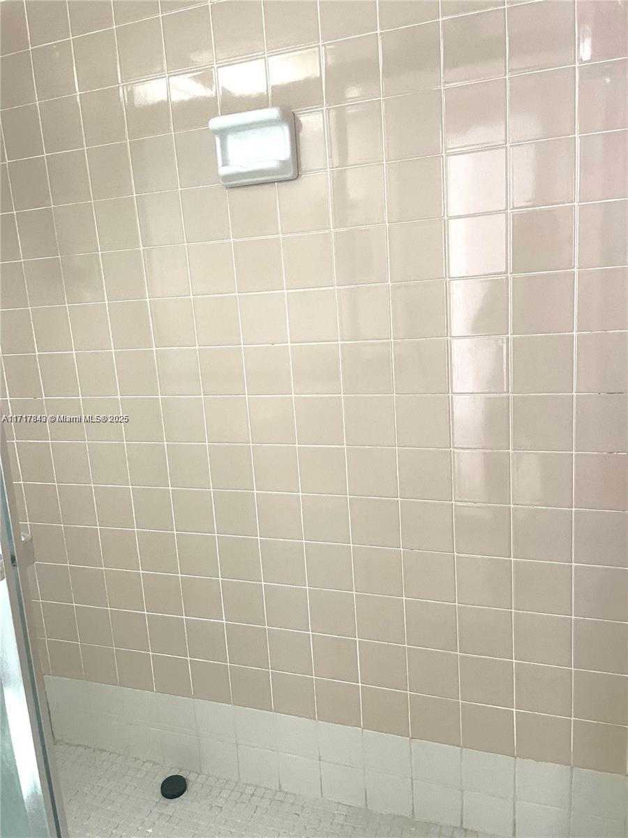 Small Image of 251 174TH #904, Sunny Isles Beach Number 21