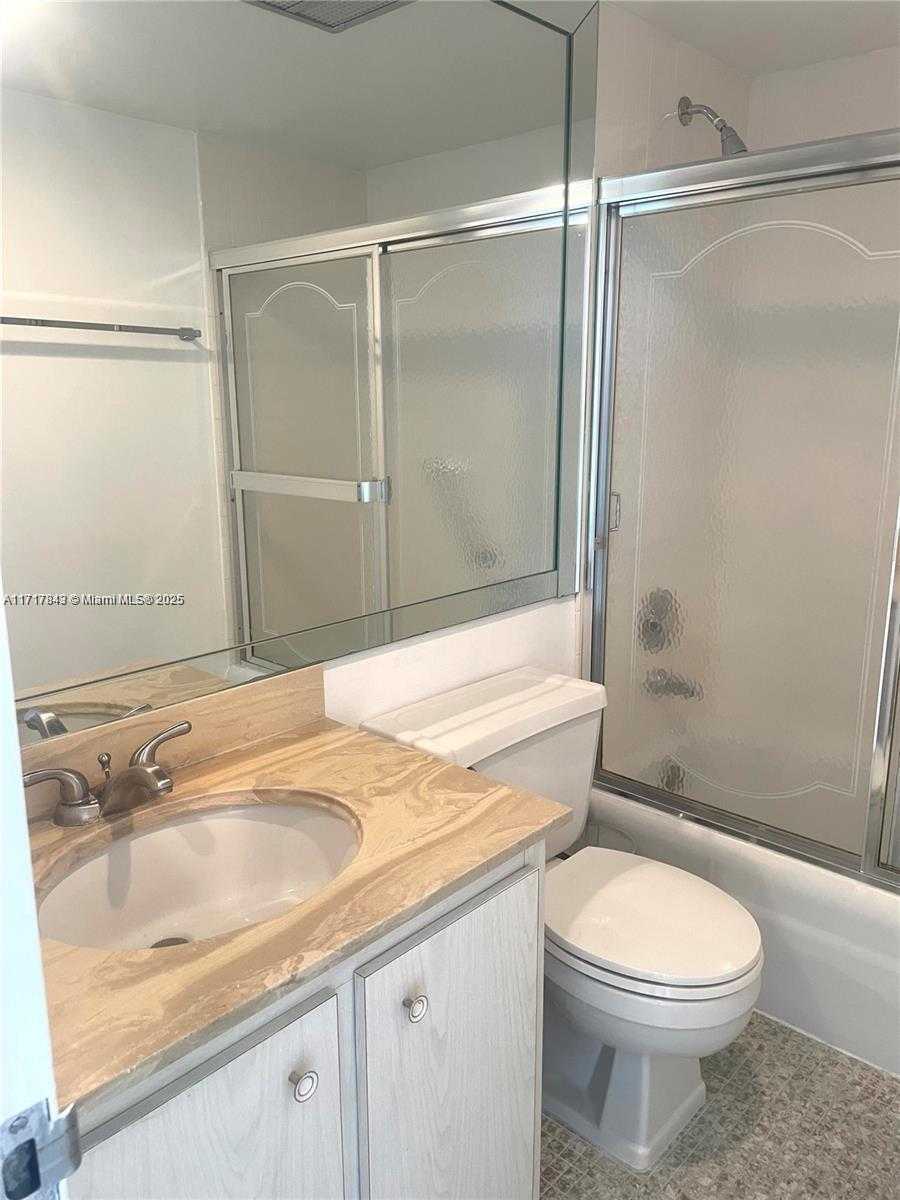 Small Image of 251 174TH #904, Sunny Isles Beach Number 22