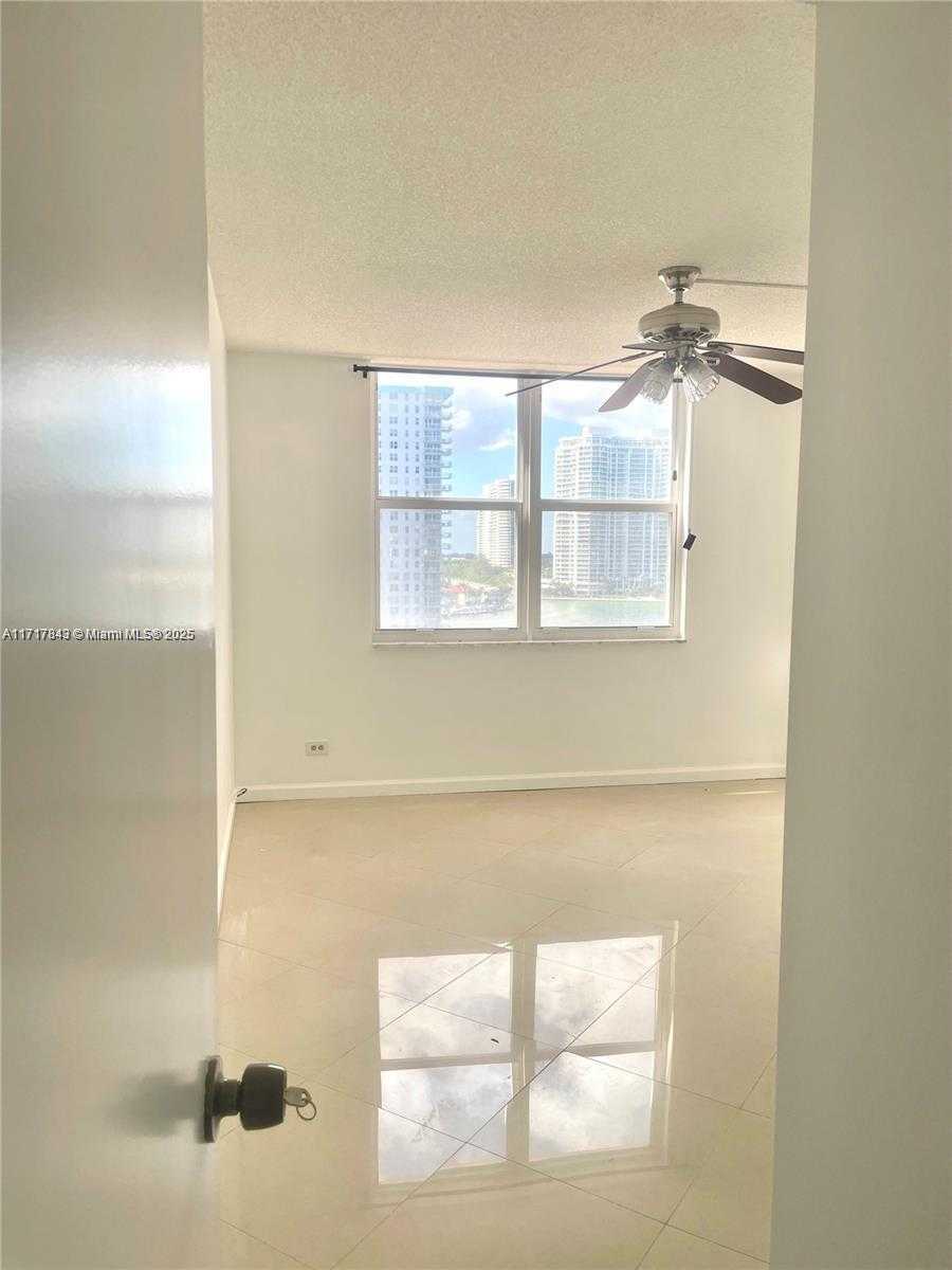 Small Image of 251 174TH #904, Sunny Isles Beach Number 24