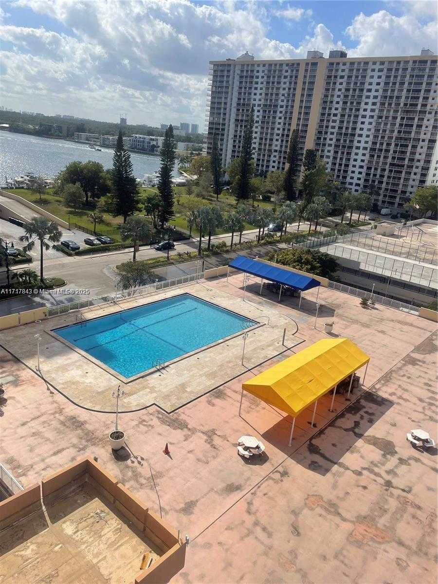 Small Image of 251 174TH #904, Sunny Isles Beach Number 33