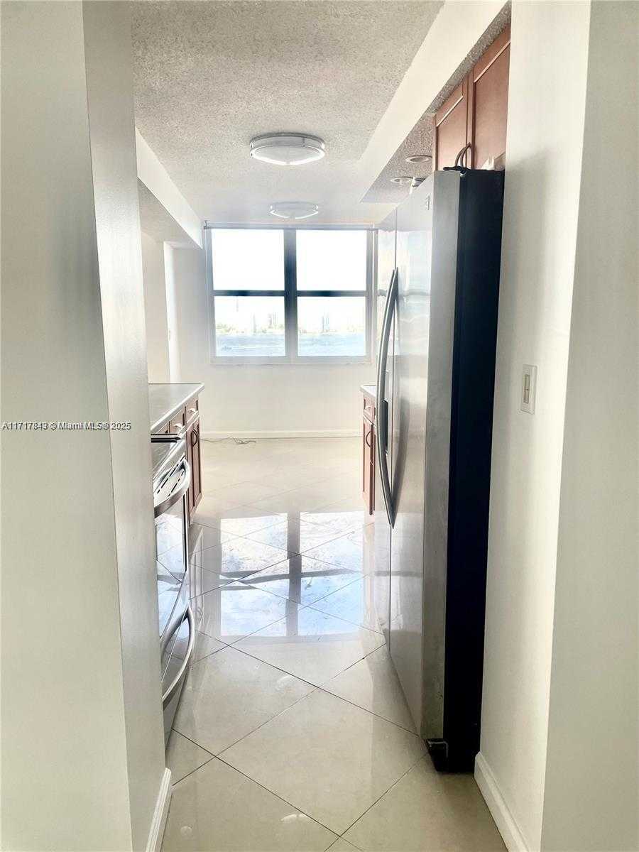 Small Image of 251 174TH #904, Sunny Isles Beach Number 7
