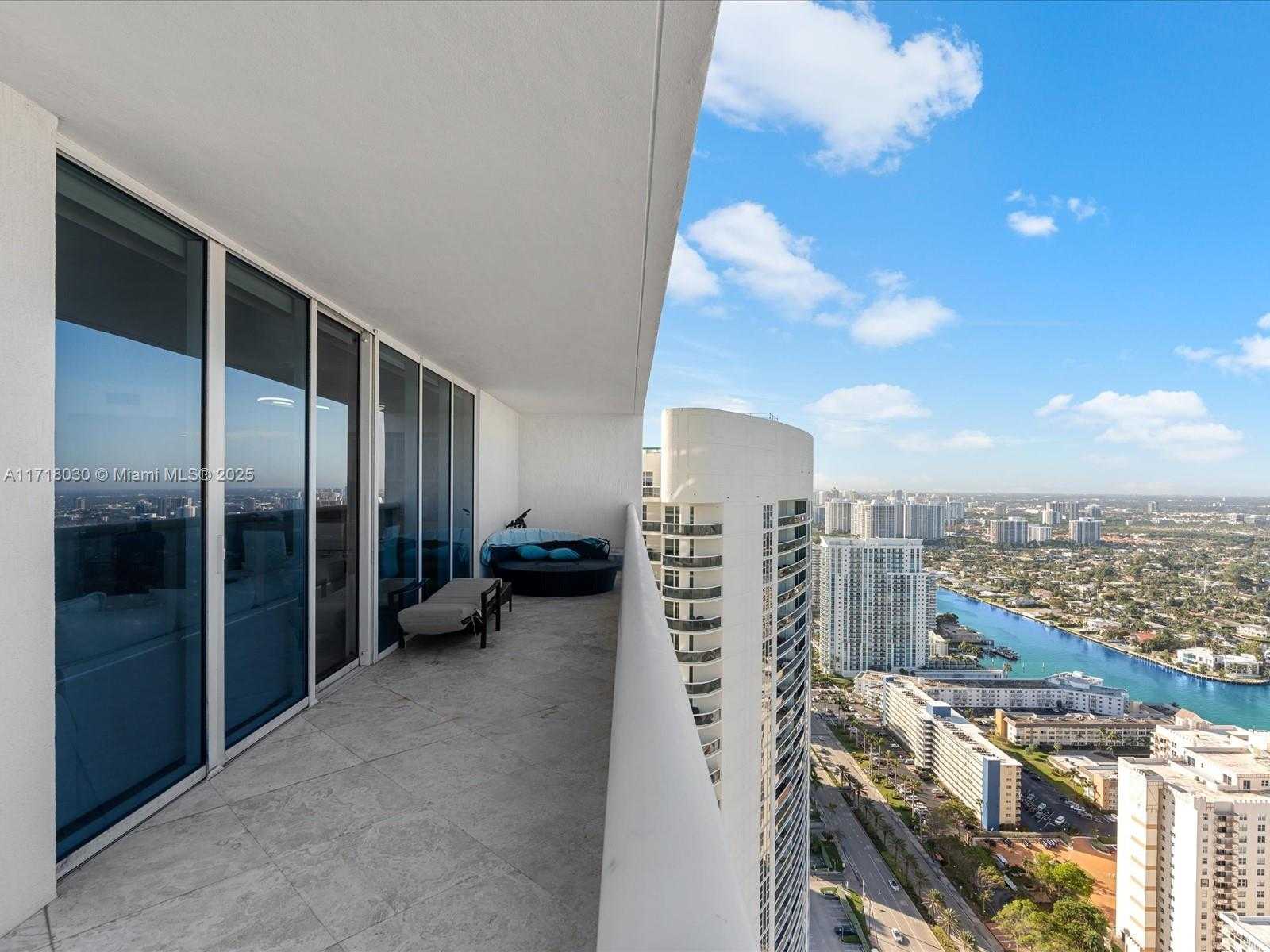 Small Image of 1830 SOUTH OCEAN DR #4508, Hallandale Beach Number 37