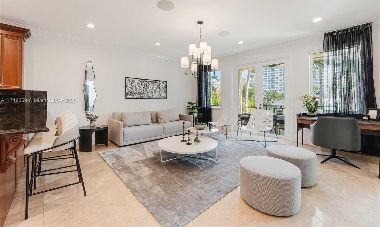 Small Image of 5655 PINE TREE DR, Miami Beach Number 16