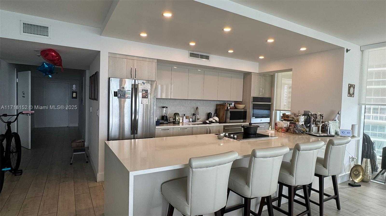 Small Image of 1850 SOUTH OCEAN DR #1701, Hallandale Beach Number 17