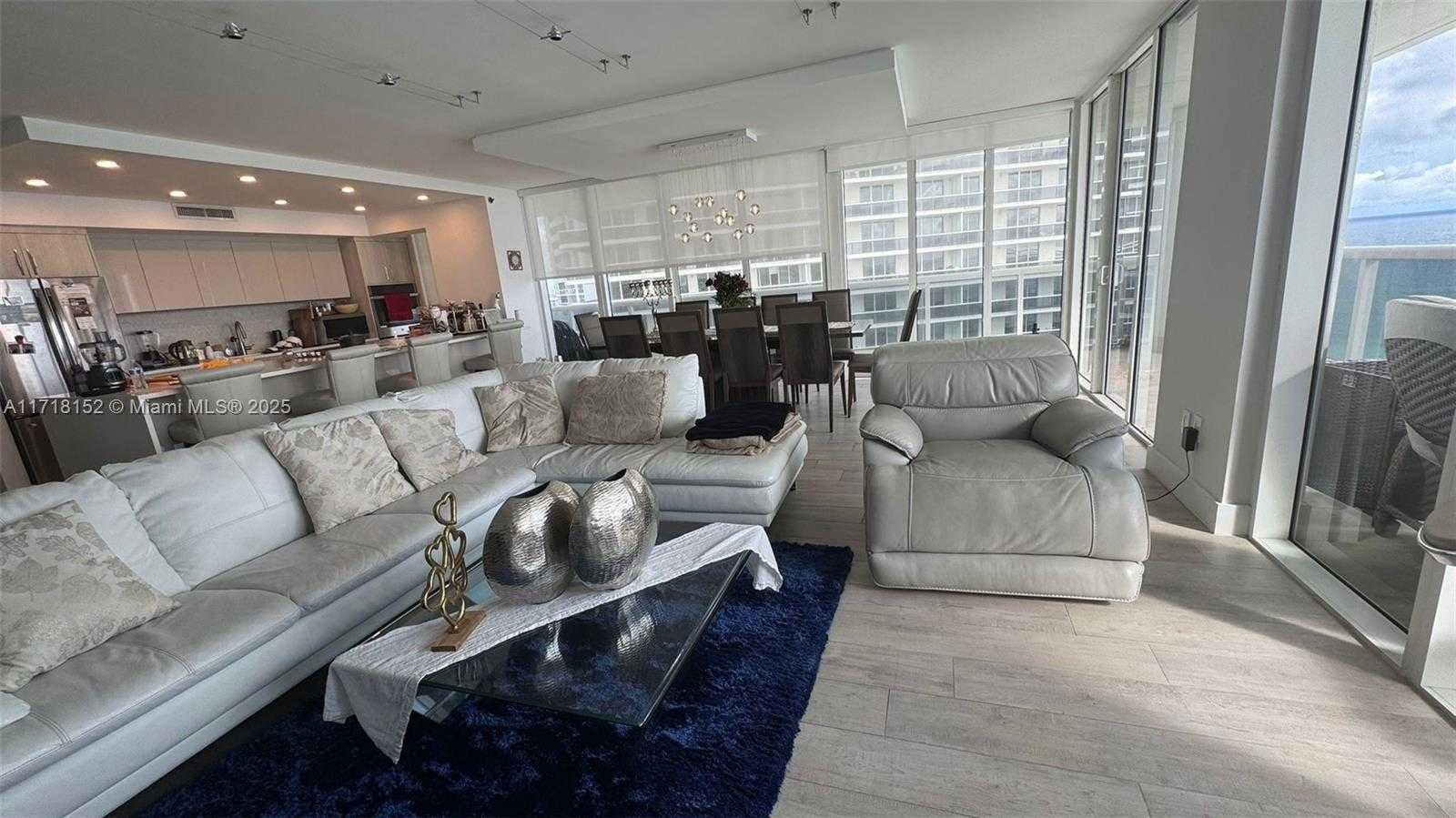 Small Image of 1850 SOUTH OCEAN DR #1701, Hallandale Beach Number 20