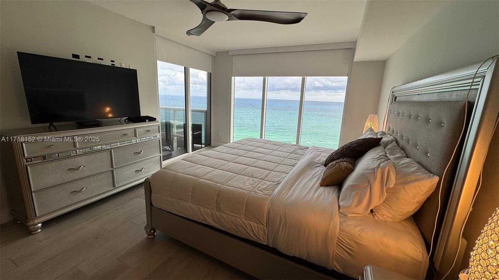 Small Image of 1850 SOUTH OCEAN DR #1701, Hallandale Beach Number 26