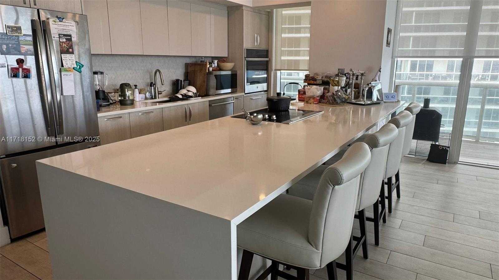 Small Image of 1850 SOUTH OCEAN DR #1701, Hallandale Beach Number 6