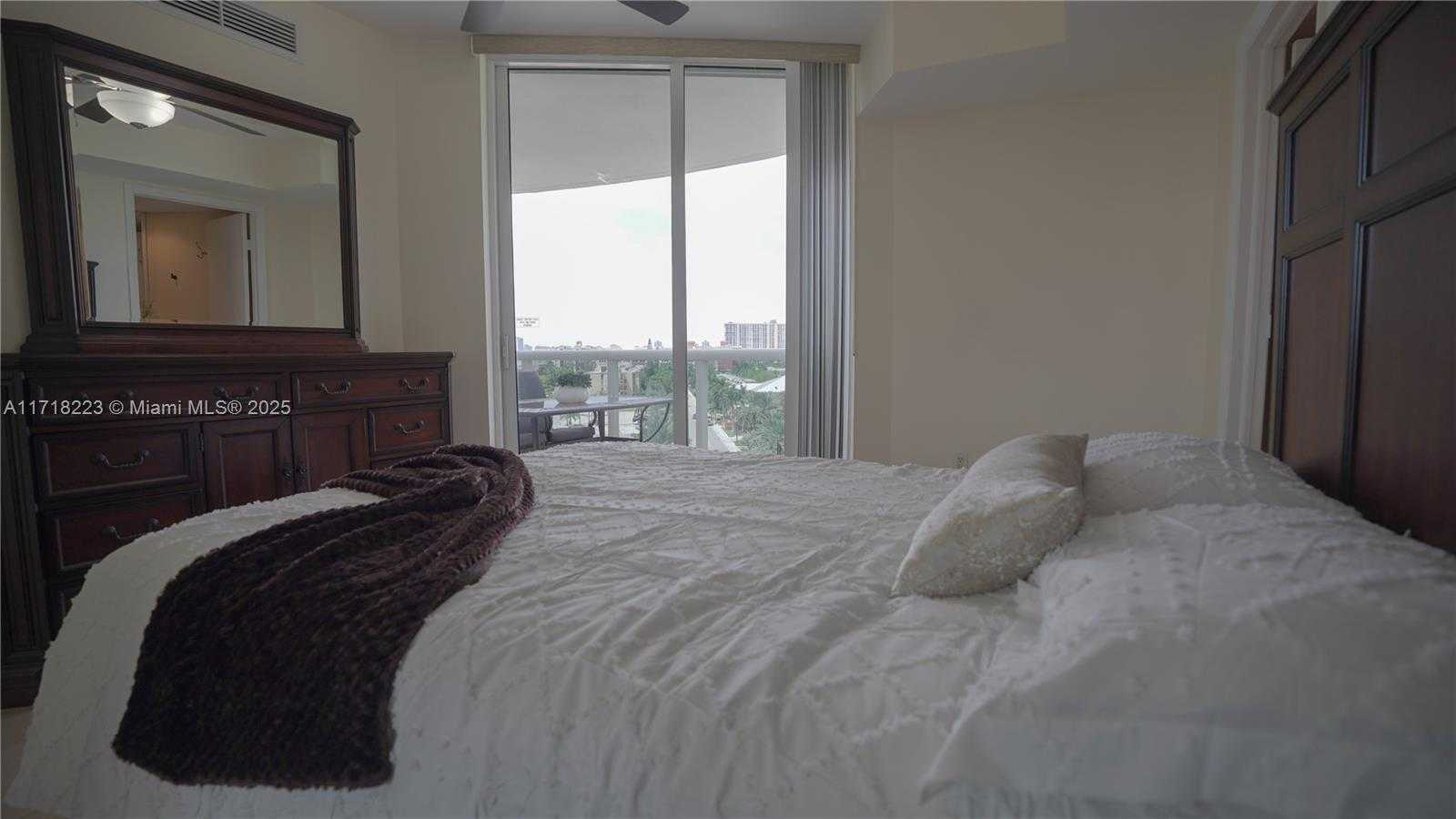 Small Image of 17201 COLLINS AVE #706, Sunny Isles Beach Number 54