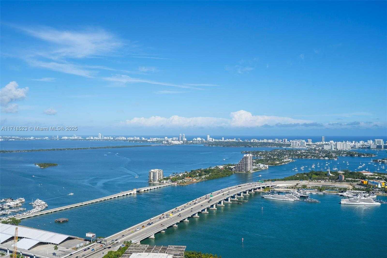 Small Image of 900 BISCAYNE BLVD #5706, Miami Number 12