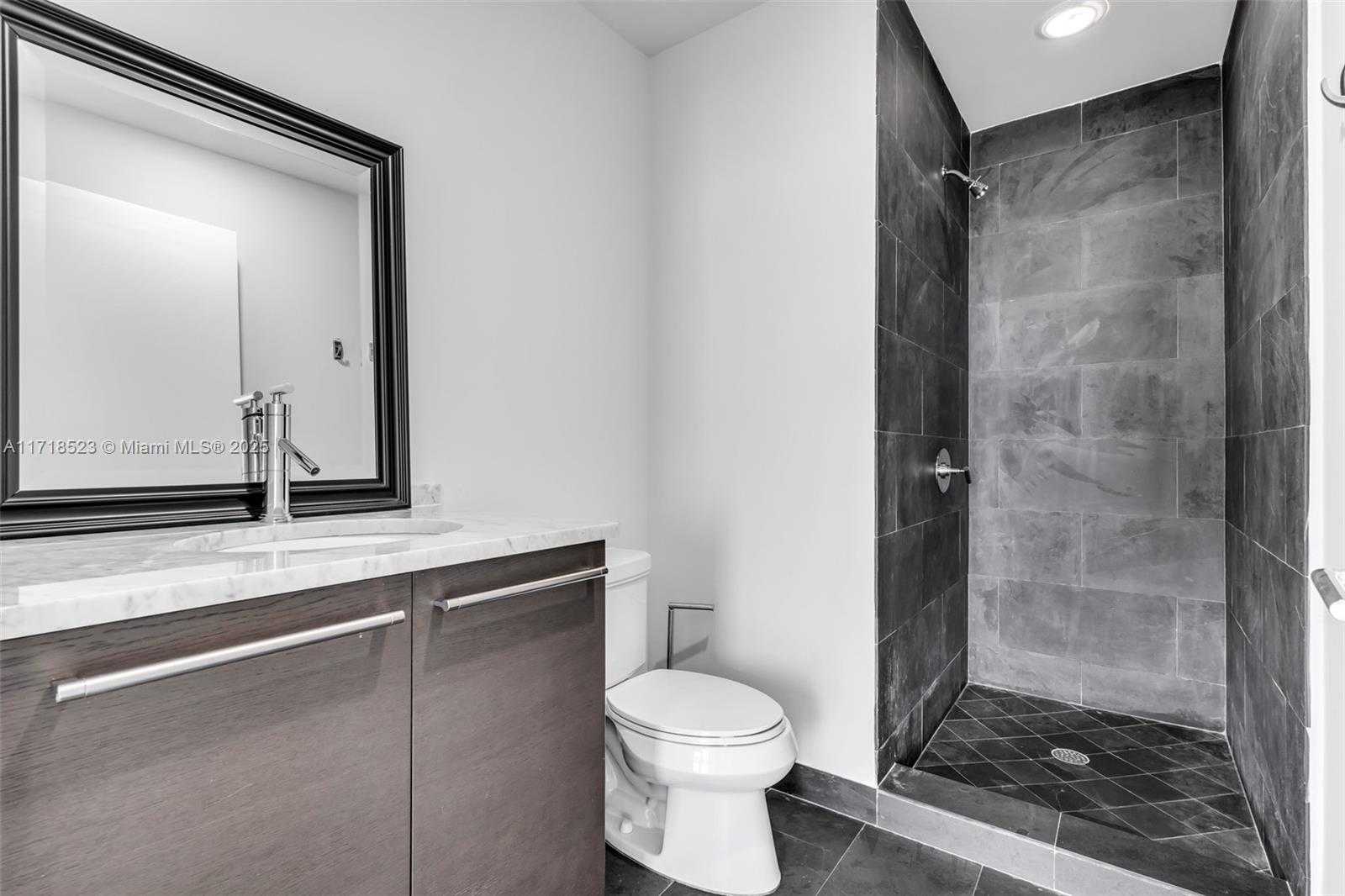 Small Image of 900 BISCAYNE BLVD #5706, Miami Number 28