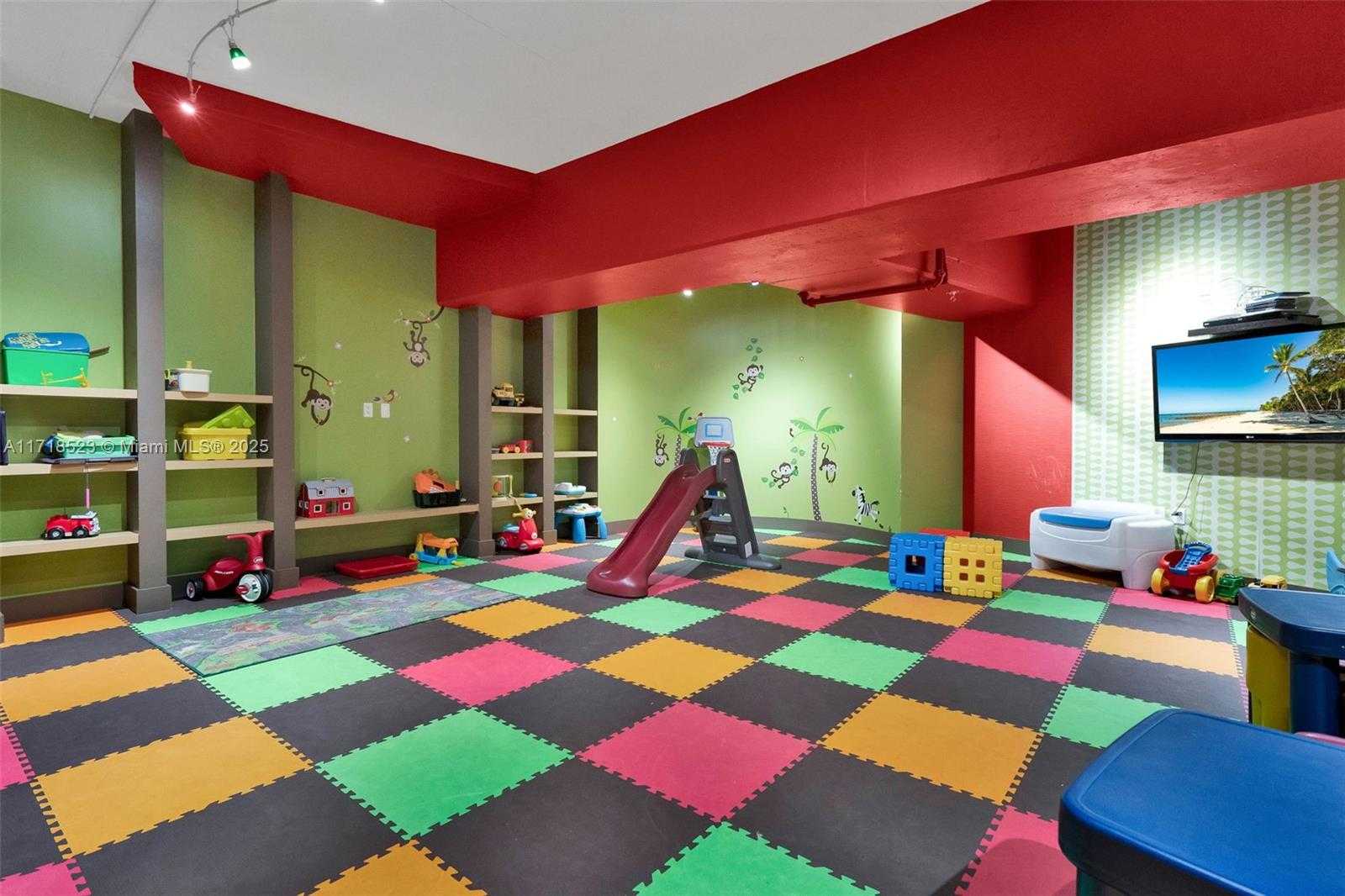 Small Image of 900 BISCAYNE BLVD #5706, Miami Number 45
