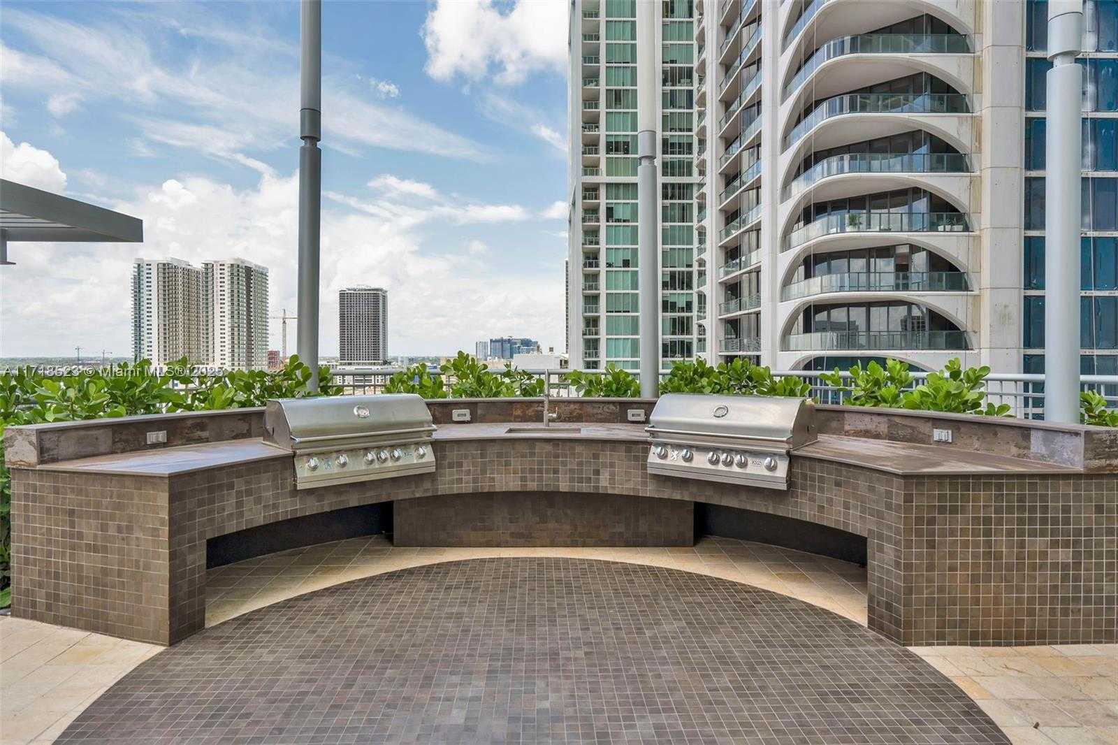 Small Image of 900 BISCAYNE BLVD #5706, Miami Number 50