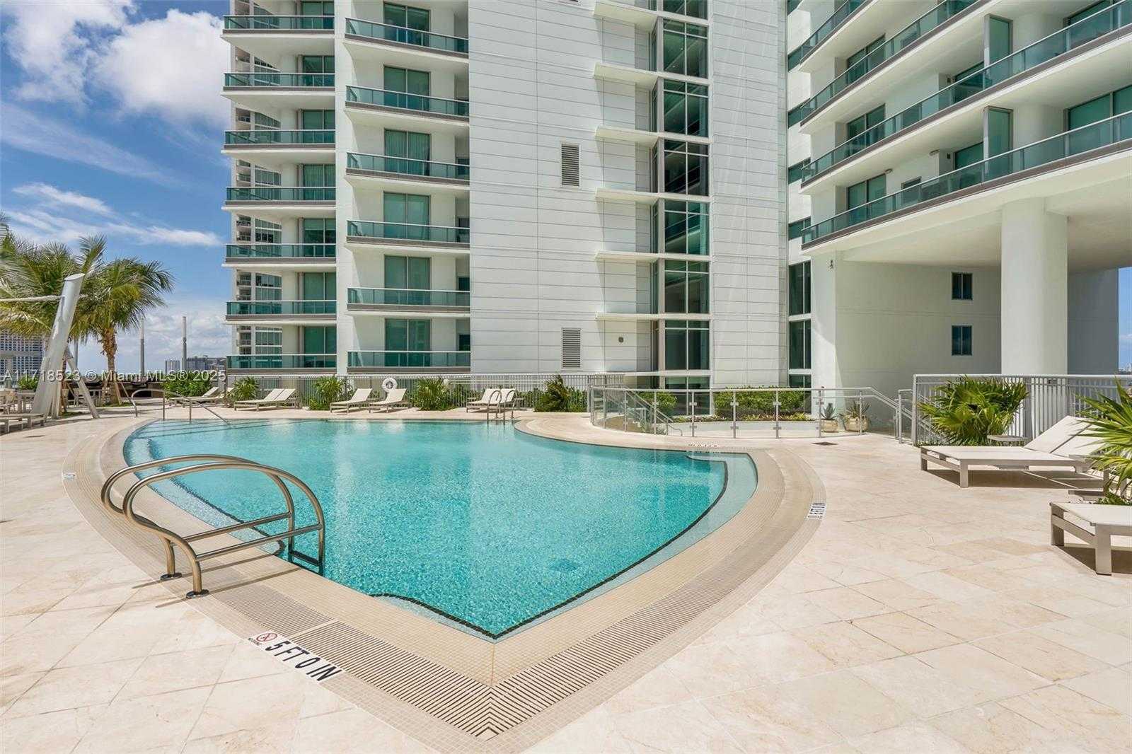 Small Image of 900 BISCAYNE BLVD #5706, Miami Number 54