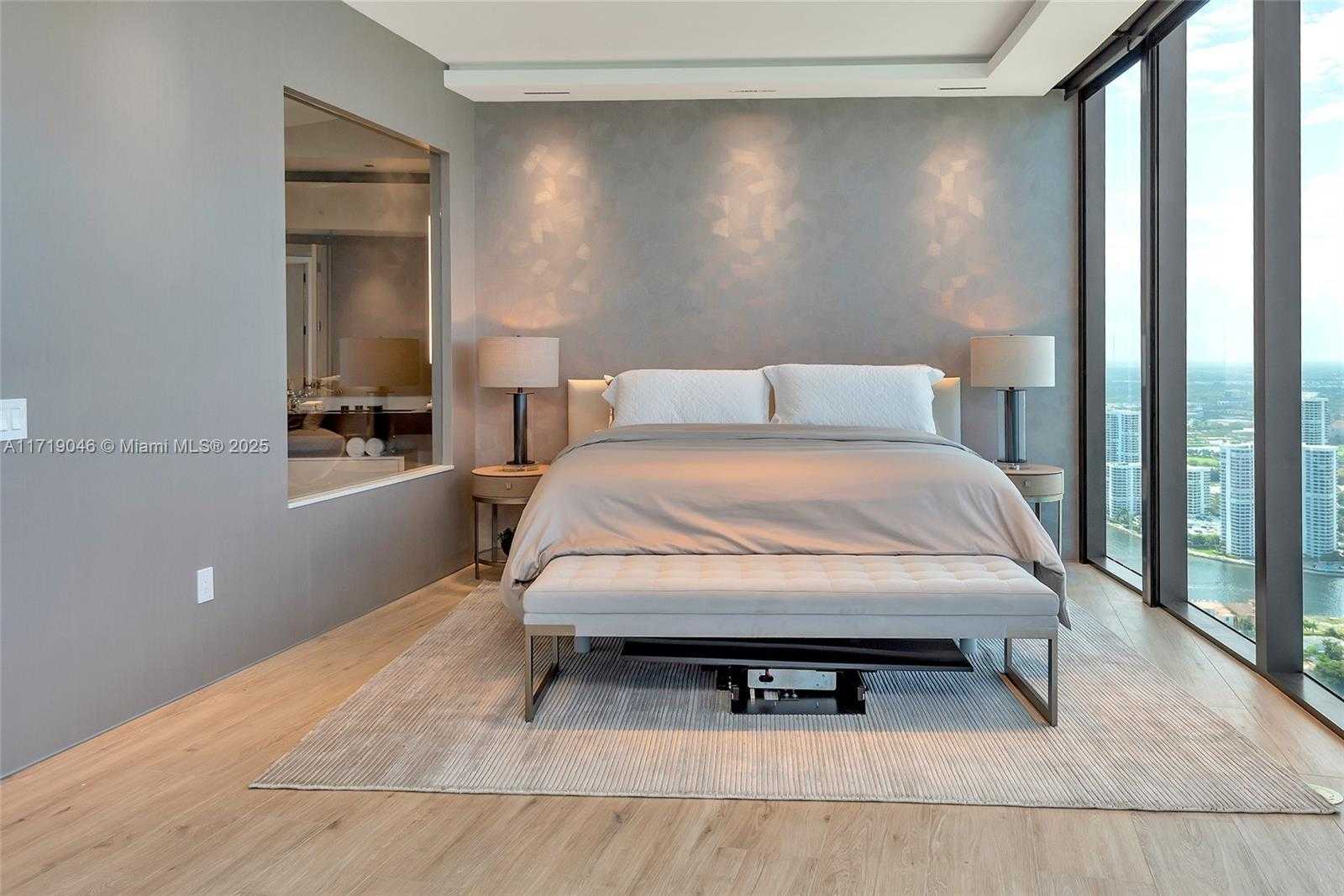 Small Image of 18555 COLLINS AVE #4705, Sunny Isles Beach Number 20