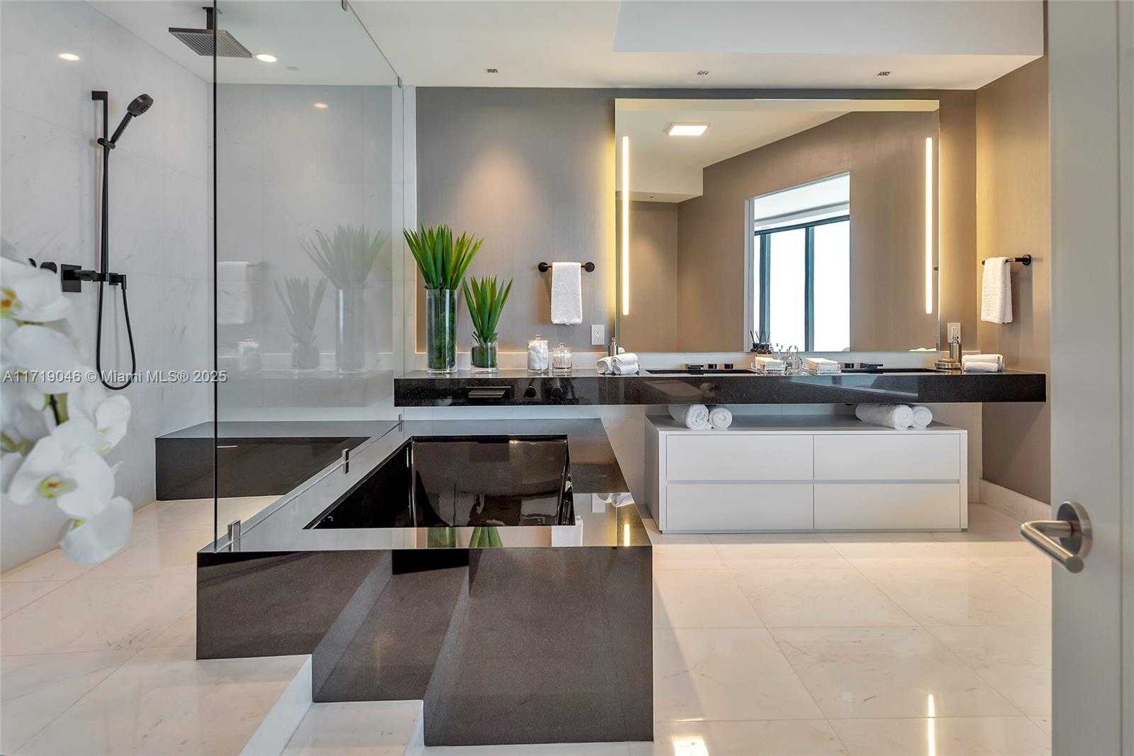 Small Image of 18555 COLLINS AVE #4705, Sunny Isles Beach Number 24