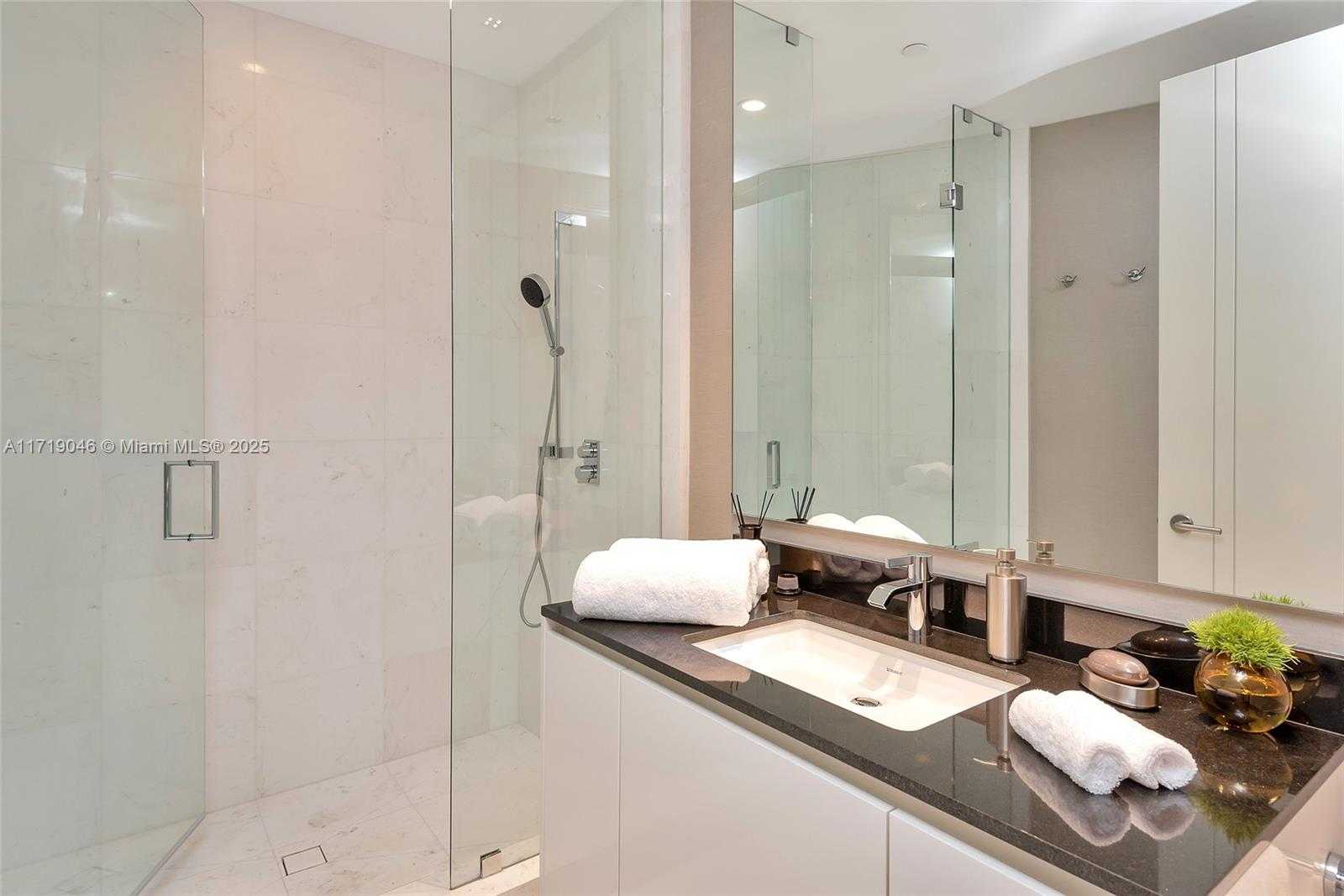 Small Image of 18555 COLLINS AVE #4705, Sunny Isles Beach Number 34