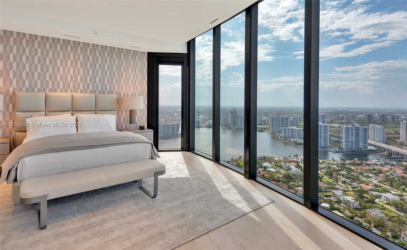 Small Image of 18555 COLLINS AVE #4705, Sunny Isles Beach Number 38