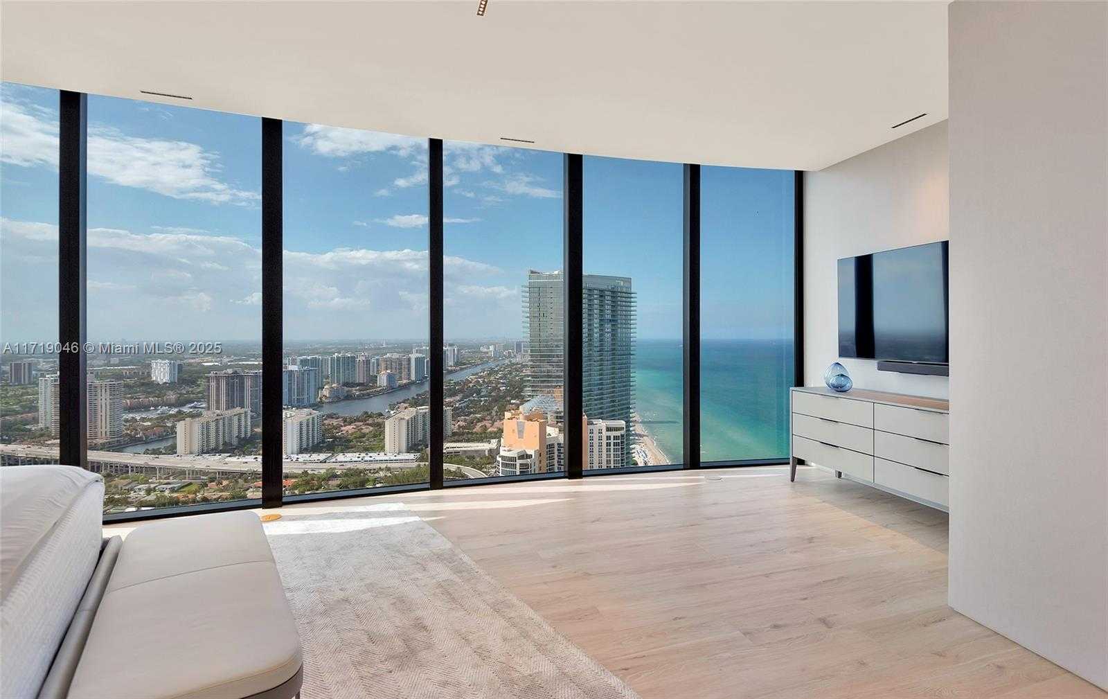 Small Image of 18555 COLLINS AVE #4705, Sunny Isles Beach Number 40
