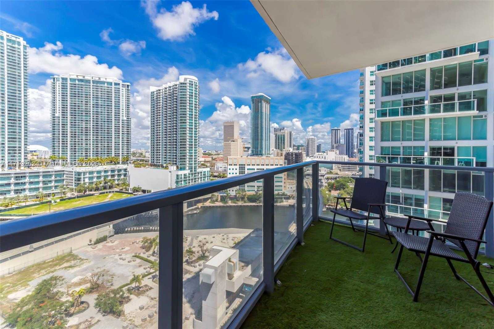 Small Image of 31 SOUTH EAST 6TH ST #1902, Miami Number 20