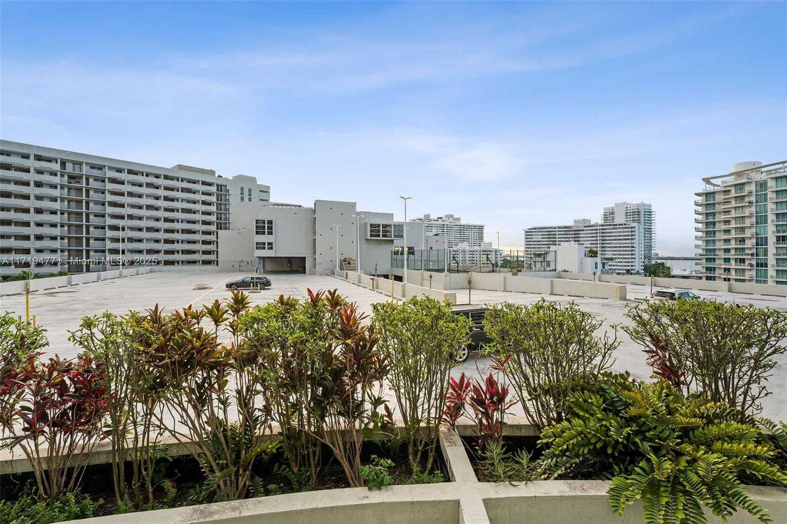 Small Image of 1500 BAY RD #M-0922, Miami Beach Number 13