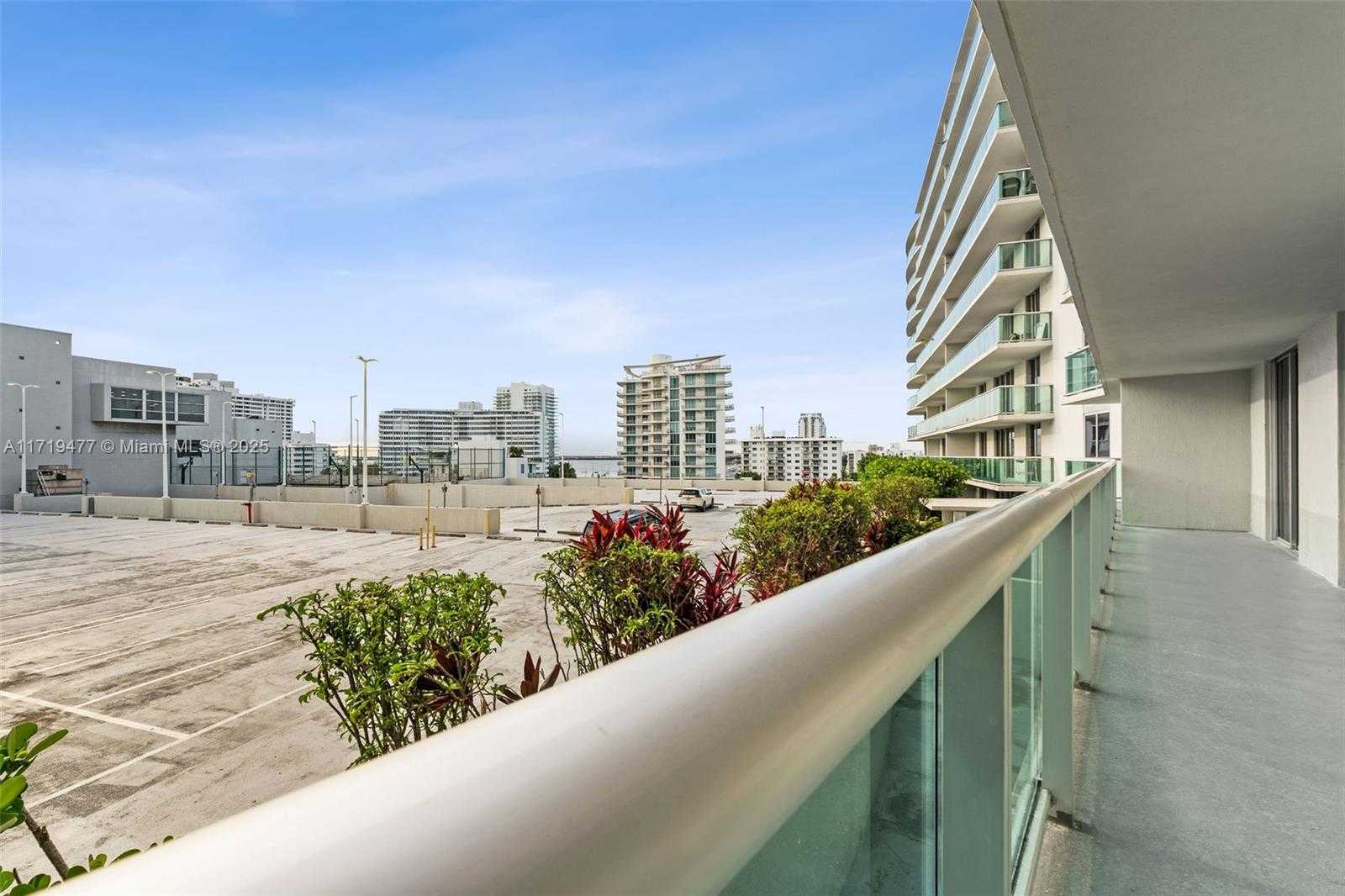 Small Image of 1500 BAY RD #M-0922, Miami Beach Number 14