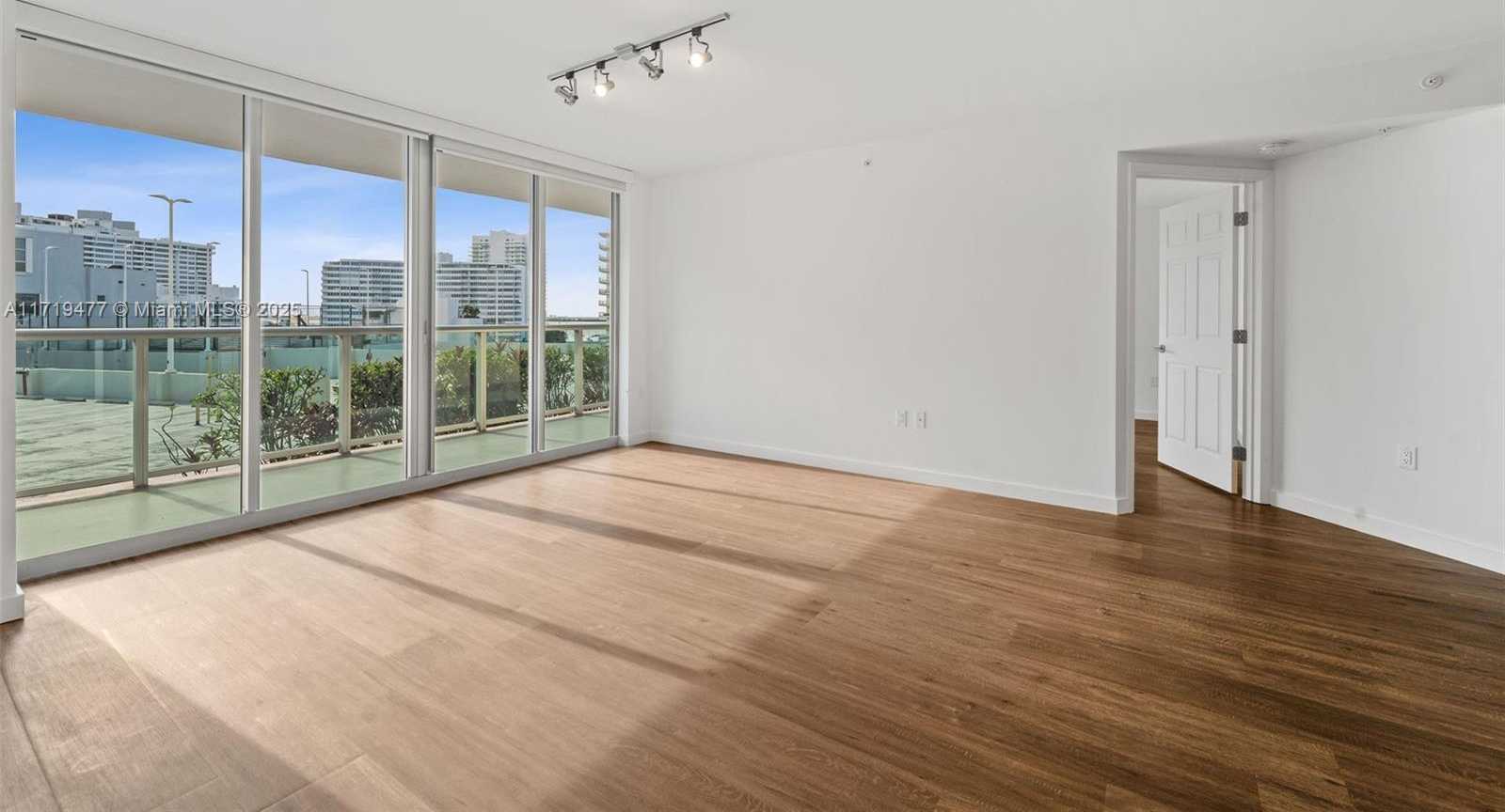 Small Image of 1500 BAY RD #M-0922, Miami Beach Number 16