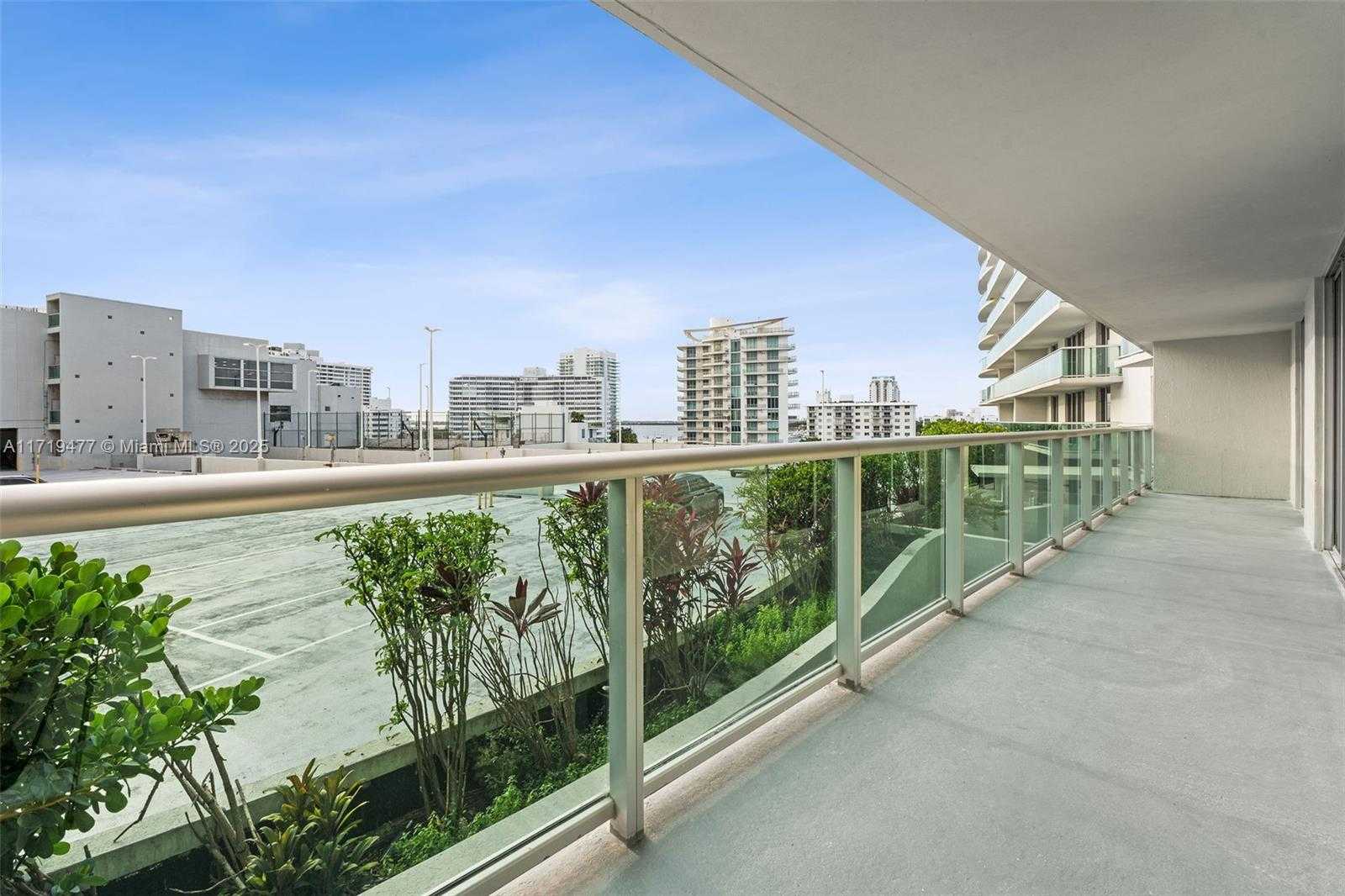 Small Image of 1500 BAY RD #M-0922, Miami Beach Number 27