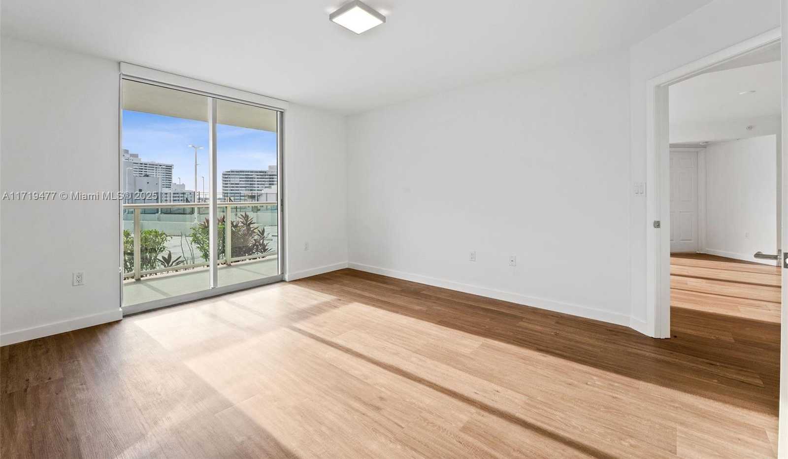 Small Image of 1500 BAY RD #M-0922, Miami Beach Number 29