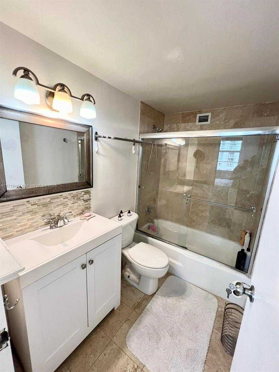 Small Image of 905 BRICKELL BAY DR #1422, Miami Number 19