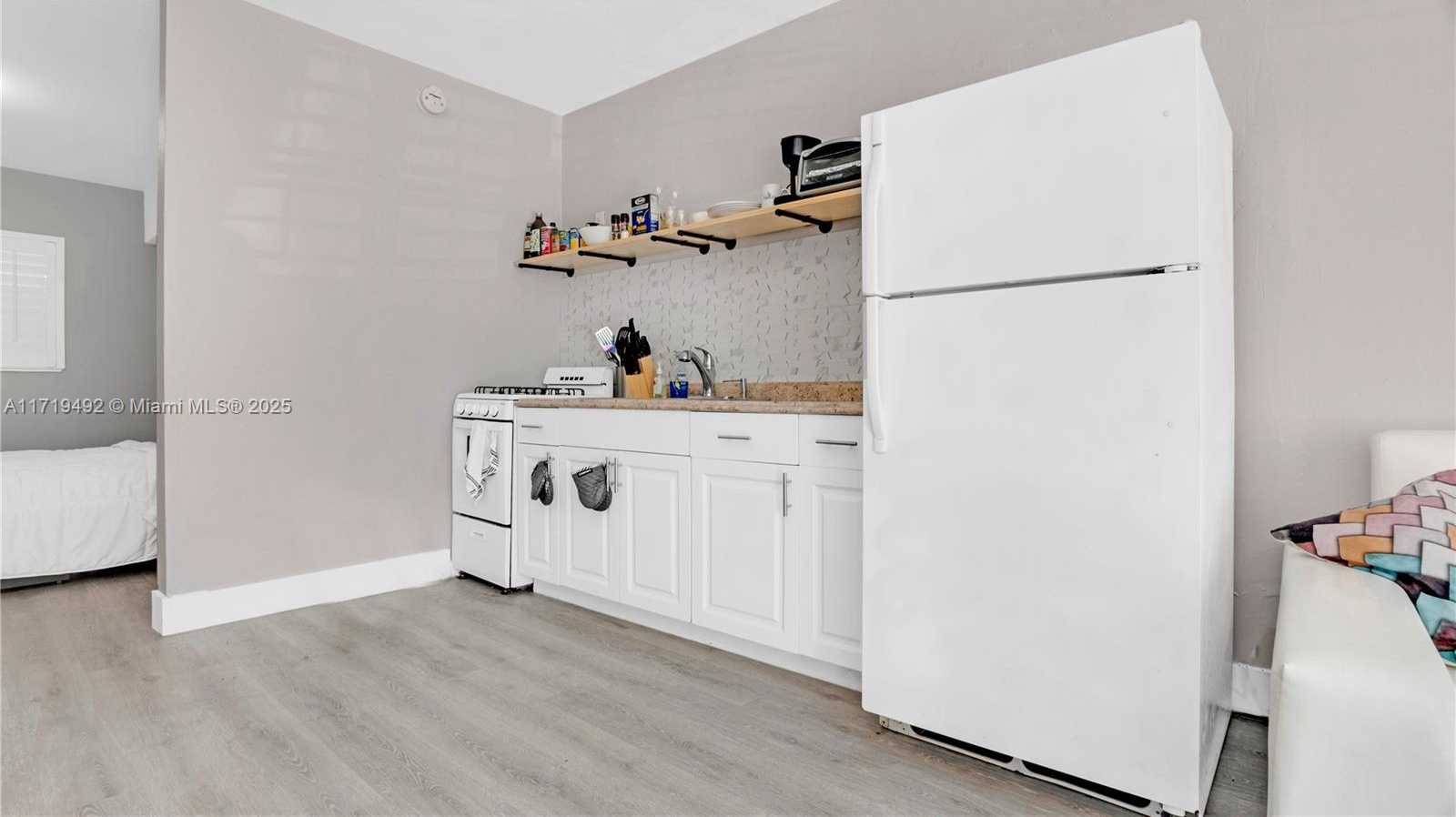 Small Image of 4201 INDIAN CREEK DR #4, Miami Beach Number 10