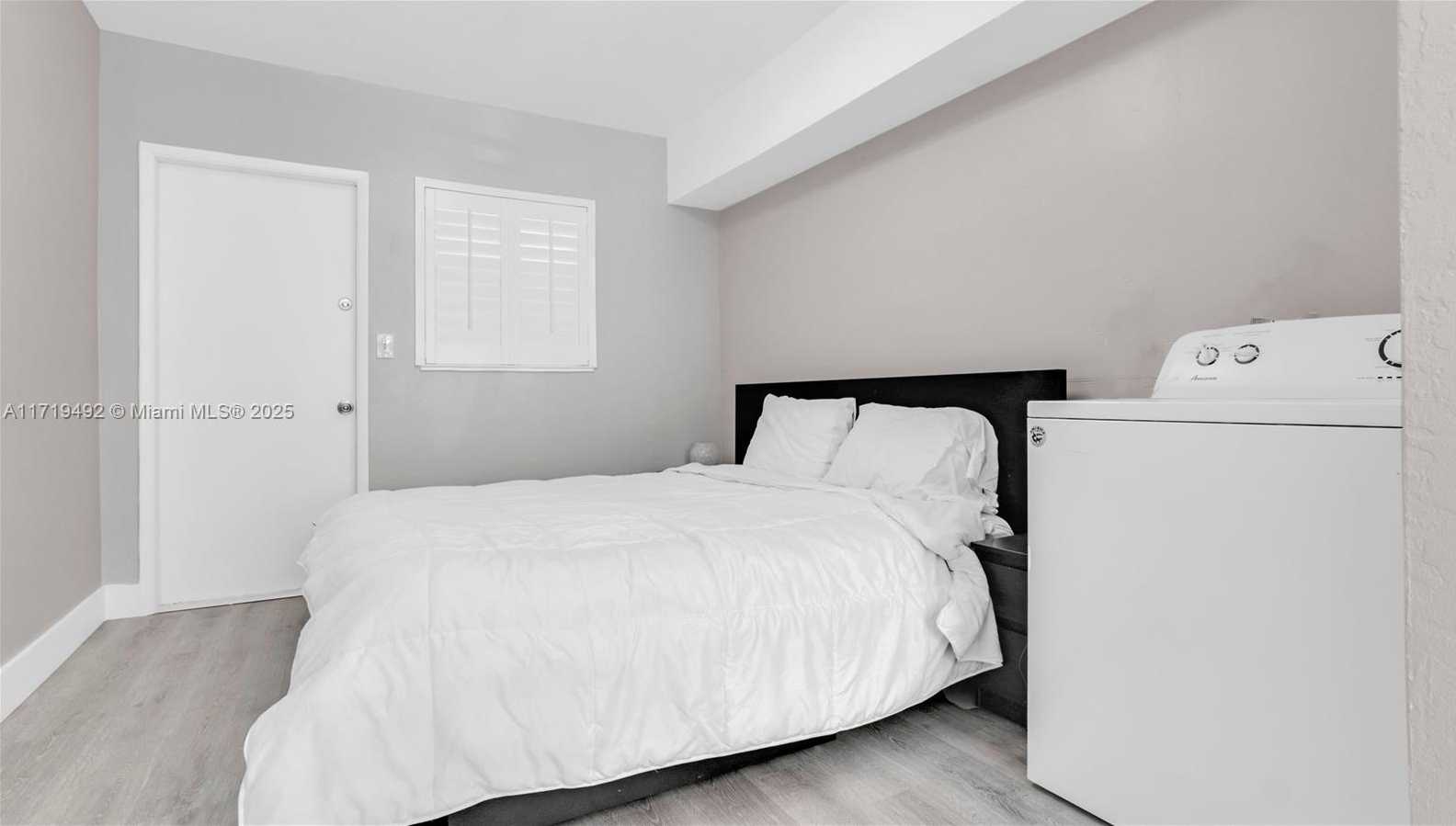 Small Image of 4201 INDIAN CREEK DR #4, Miami Beach Number 6
