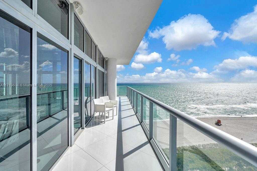 Small Image of 3737 Collins Ave, Miami Beach, FL 33140, USA Number 10