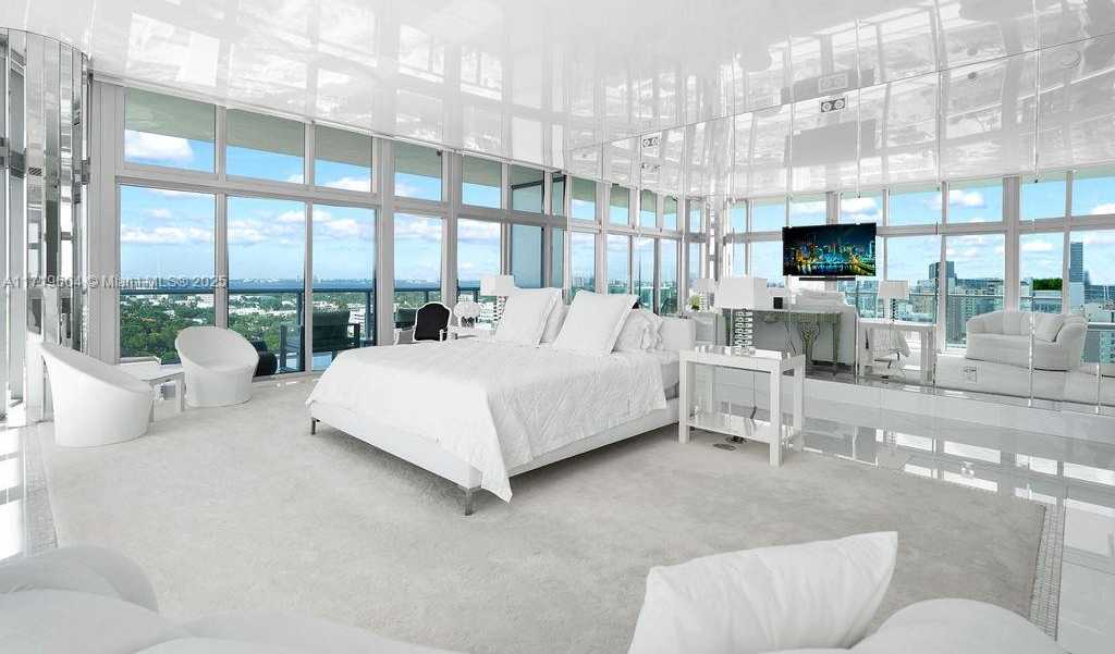 Small Image of 3737 Collins Ave, Miami Beach, FL 33140, USA Number 18