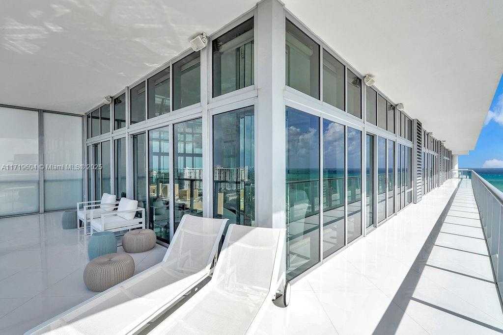Small Image of 3737 Collins Ave, Miami Beach, FL 33140, USA Number 23