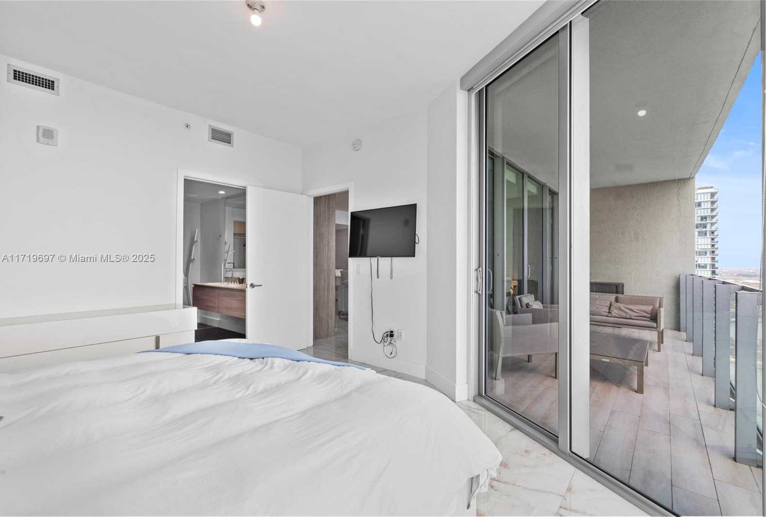 Small Image of 2900 NORTH EAST 7TH AVE #4104, Miami Number 15