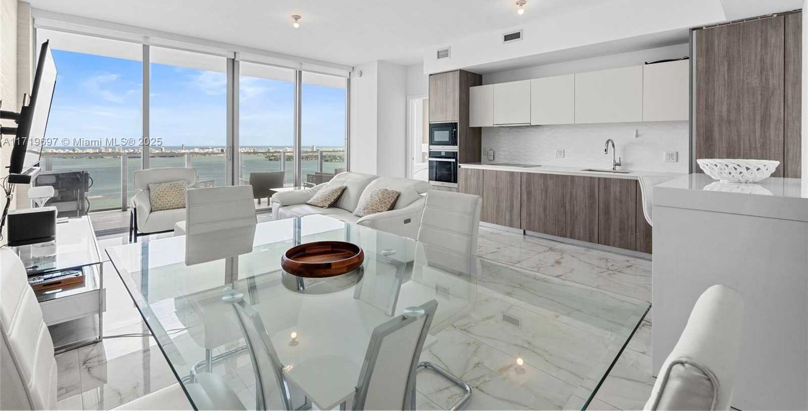 Small Image of 2900 NORTH EAST 7TH AVE #4104, Miami Number 4