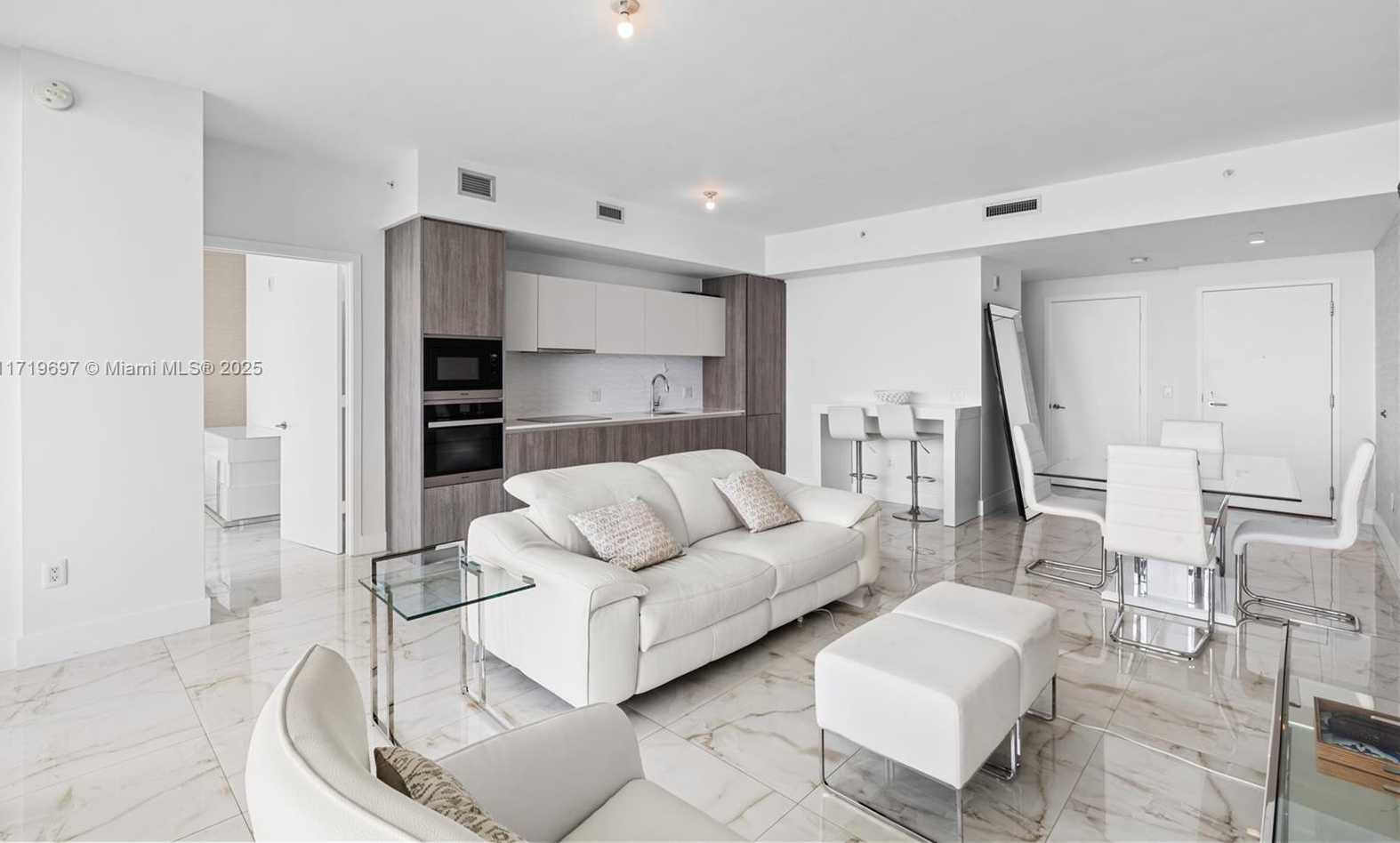 Small Image of 2900 NORTH EAST 7TH AVE #4104, Miami Number 7
