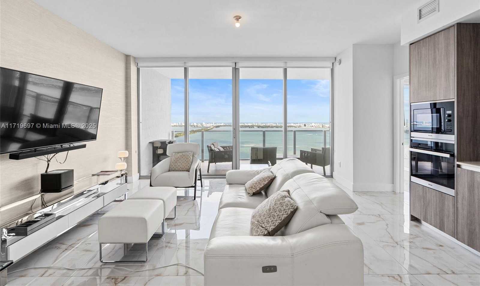 Small Image of 2900 NORTH EAST 7TH AVE #4104, Miami Number 8