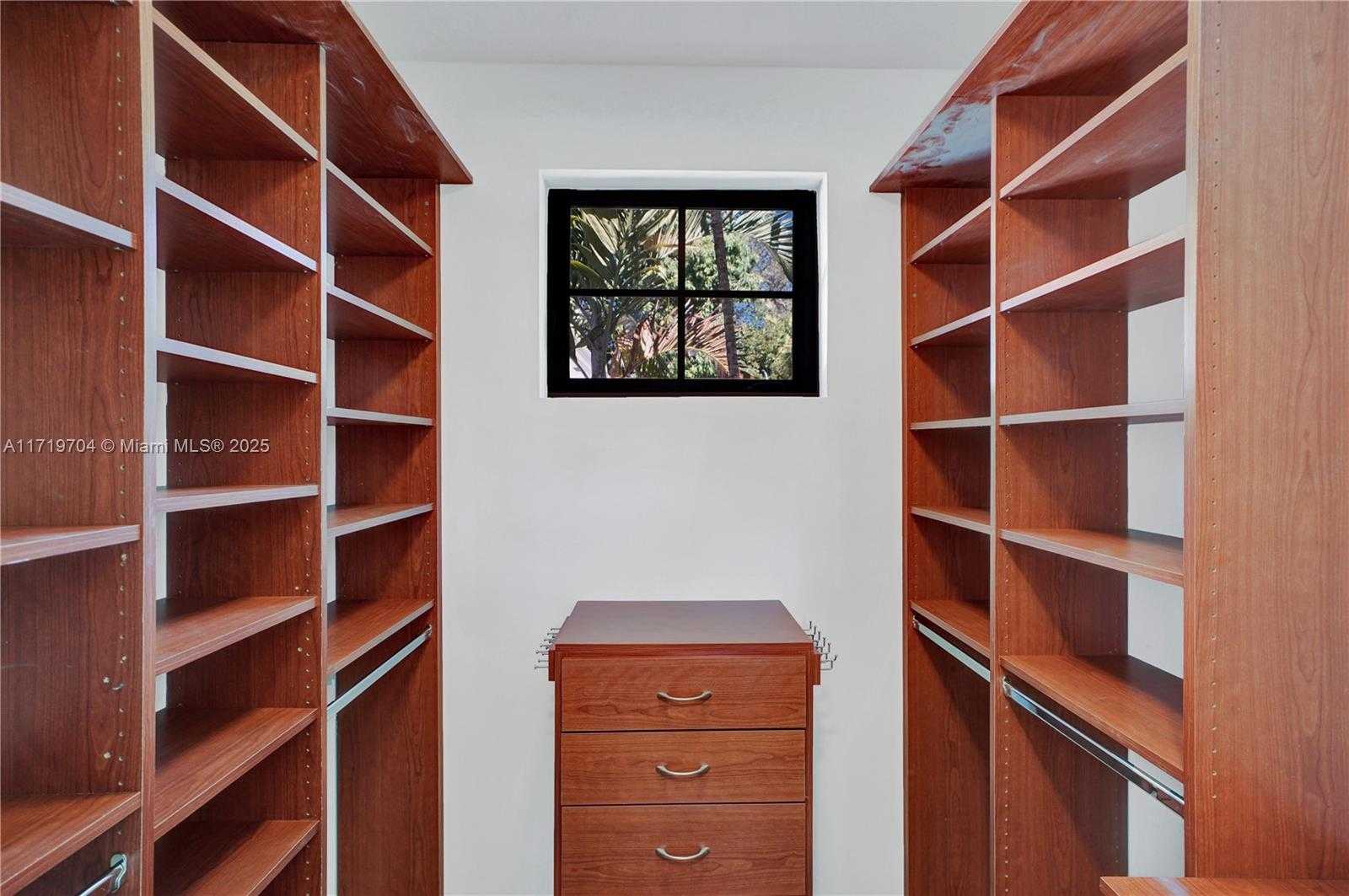 Small Image of 7935 SOUTH WEST 168TH ST, Palmetto Bay Number 24
