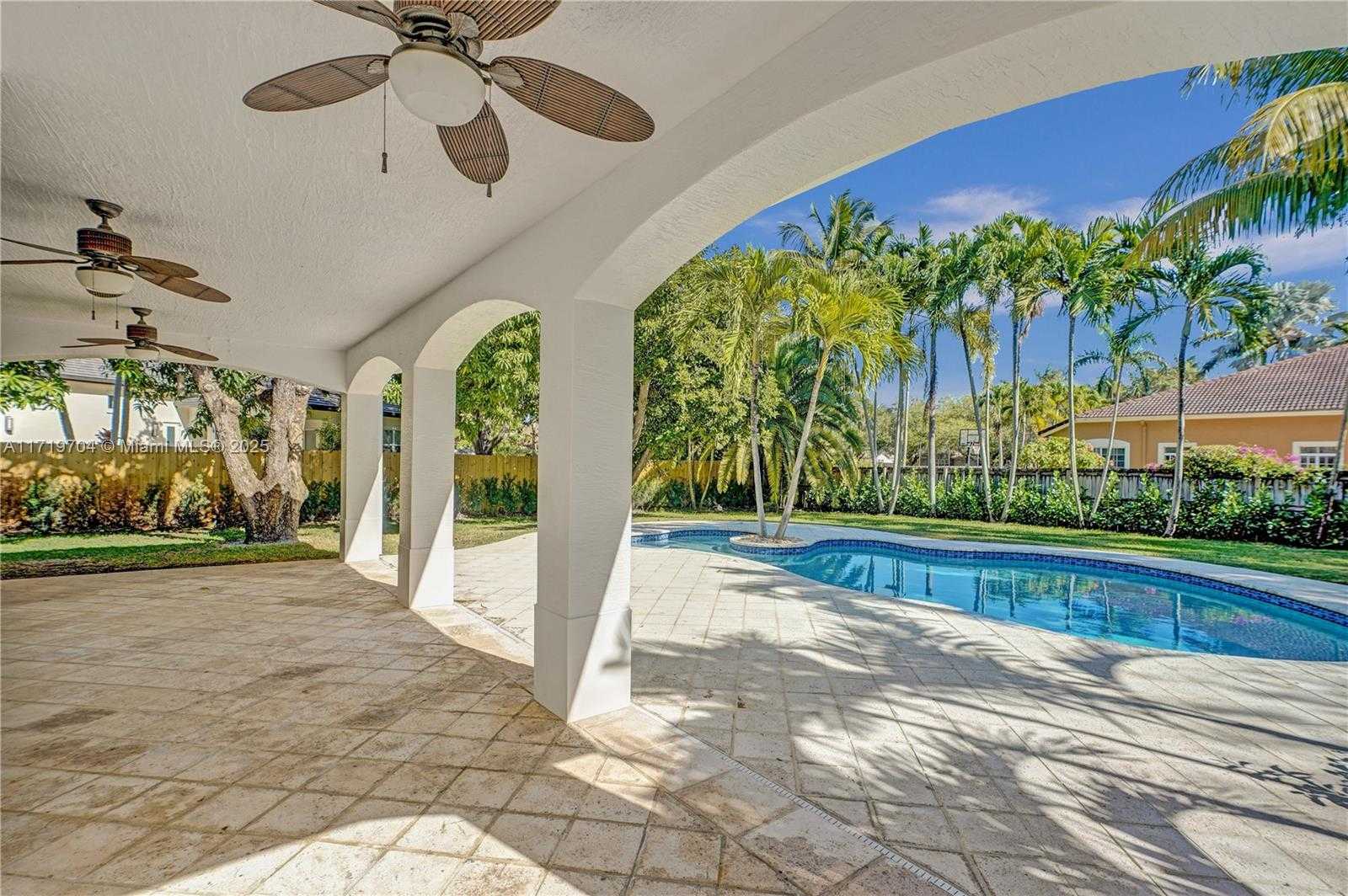 Small Image of 7935 SOUTH WEST 168TH ST, Palmetto Bay Number 32