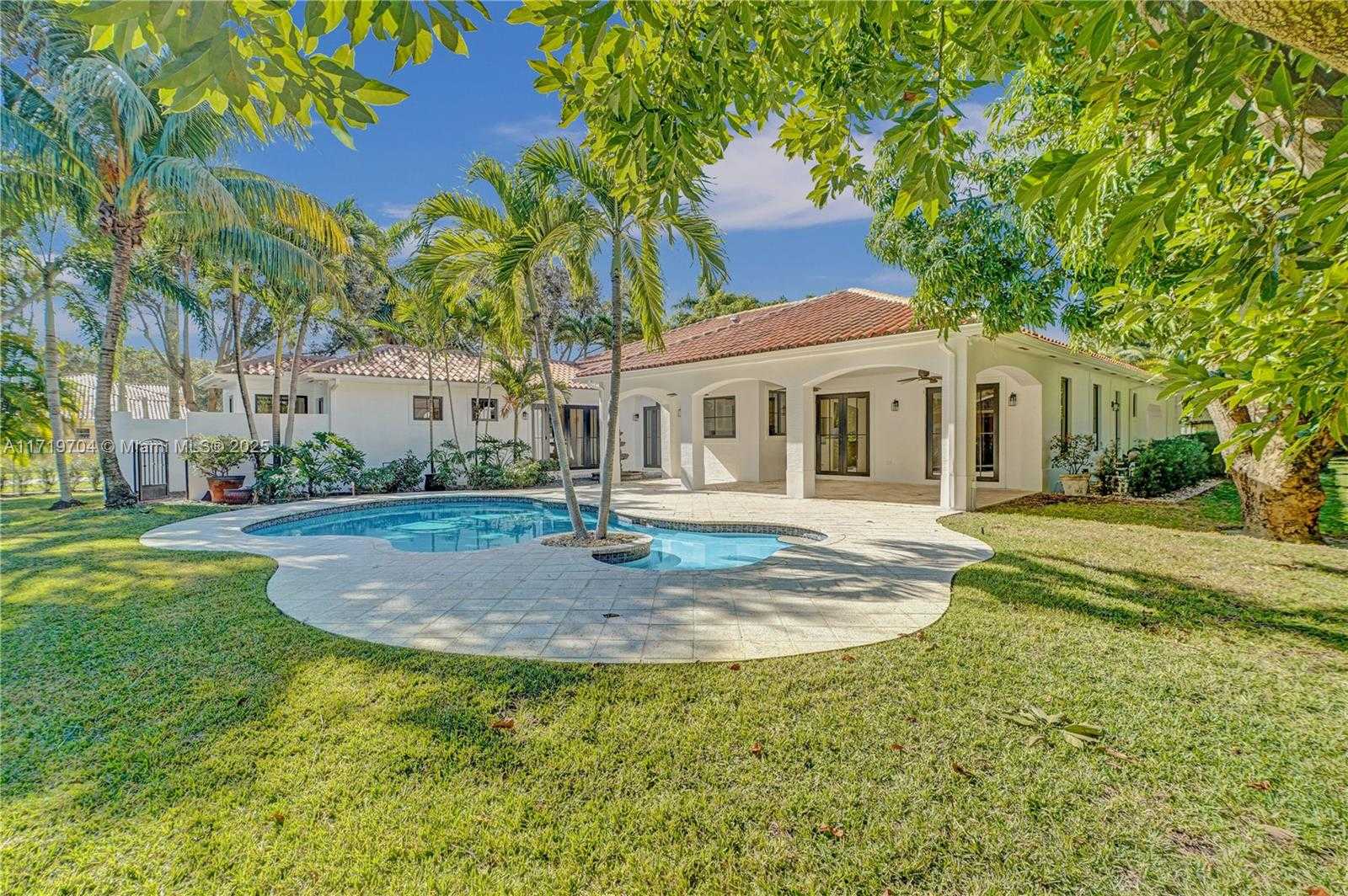 Small Image of 7935 SOUTH WEST 168TH ST, Palmetto Bay Number 38