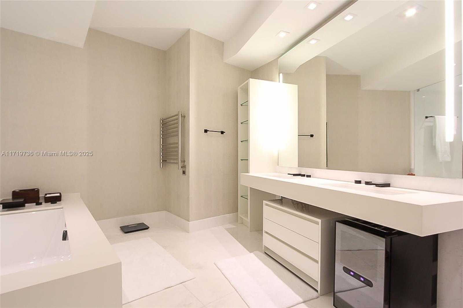 Small Image of 18555 COLLINS AVE #4605, Sunny Isles Beach Number 20