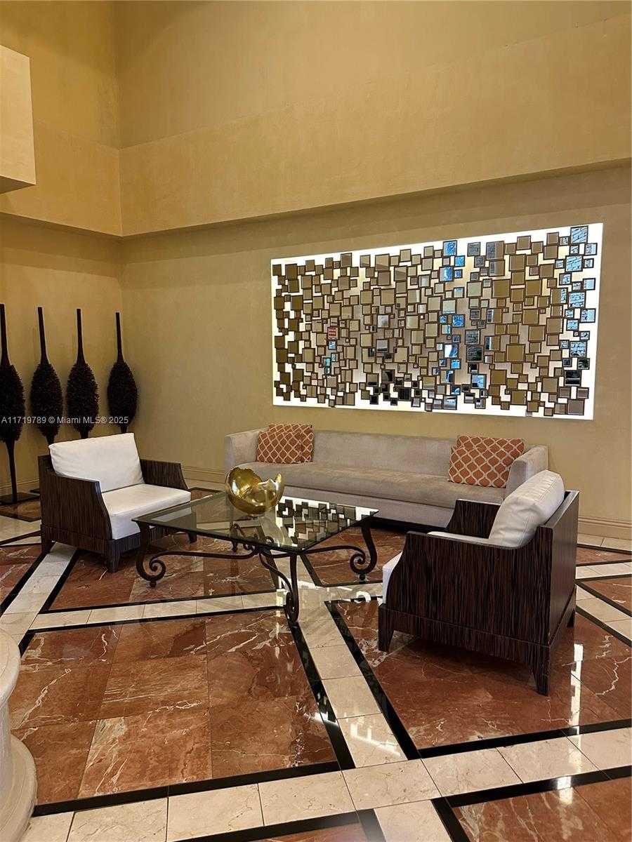 Small Image of 20281 EAST COUNTRY CLUB DR #2215, Aventura Number 3