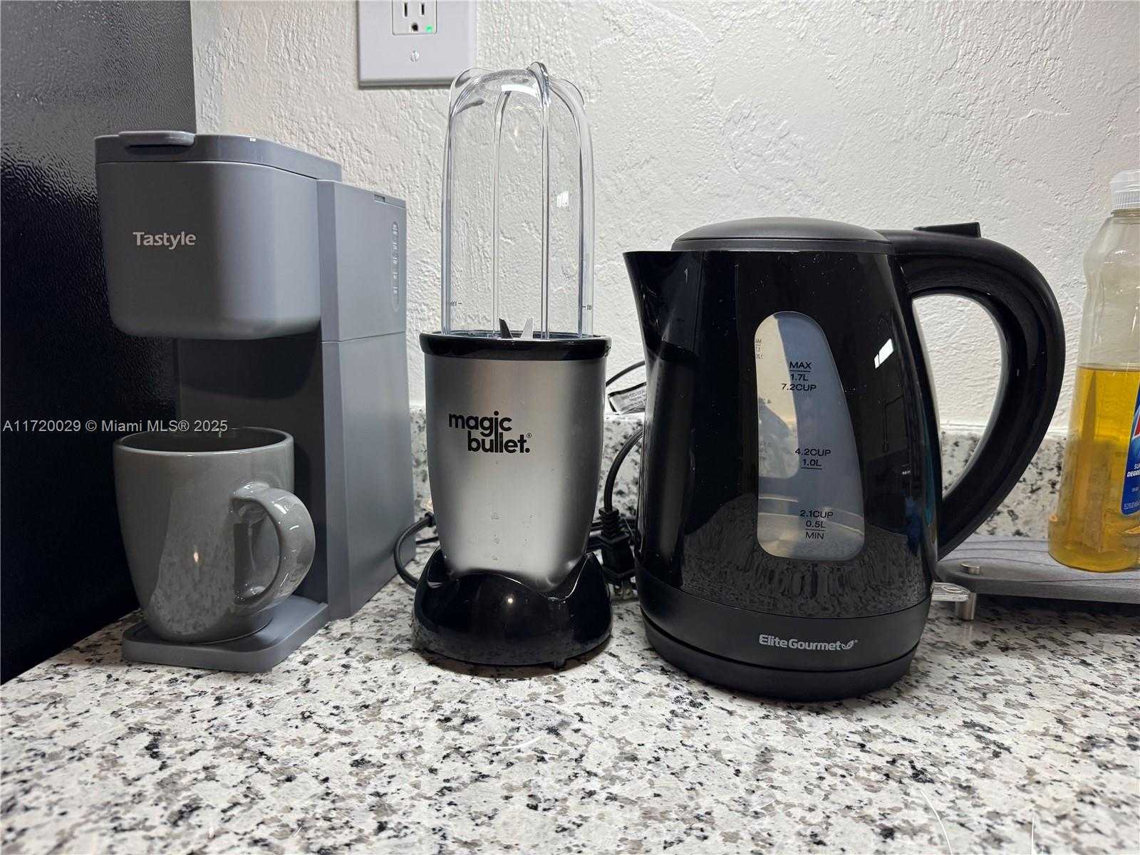 Small Image of 5639 LINCOLN ST #3, Hollywood Number 15