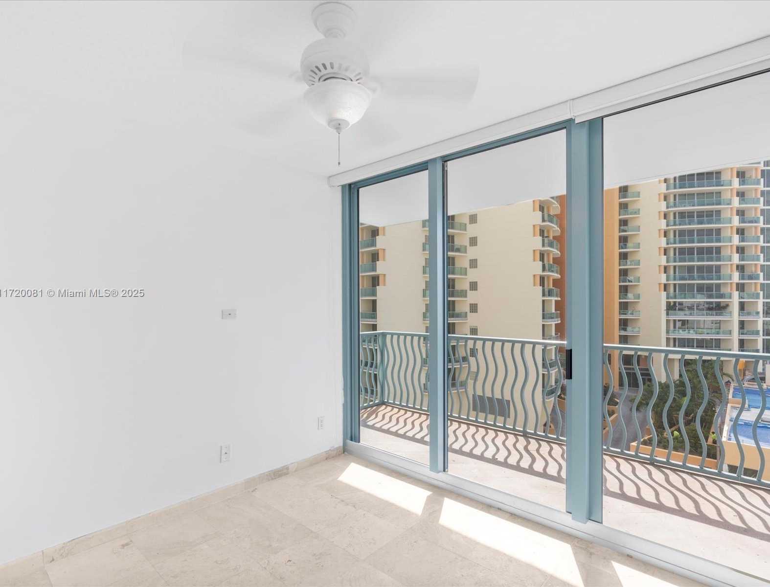 Small Image of 1500 OCEAN DR #708, Miami Beach Number 12