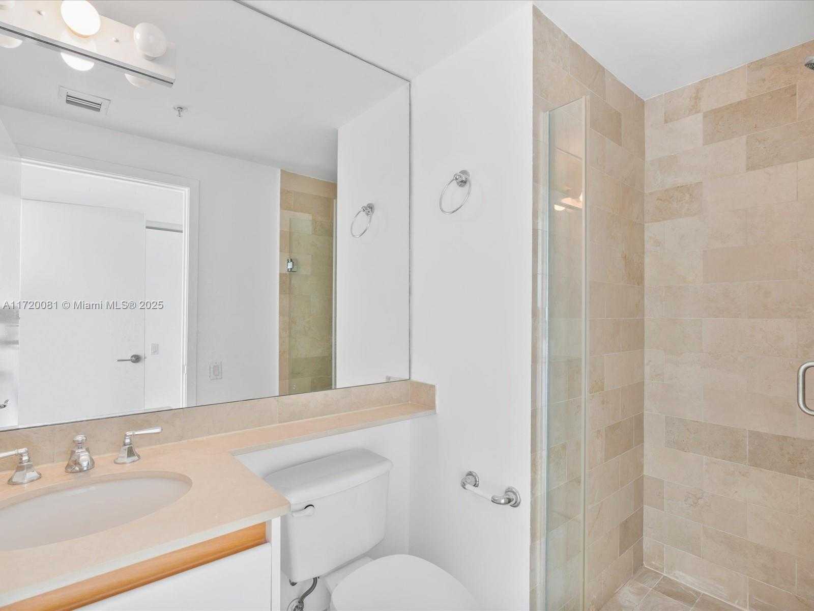 Small Image of 1500 OCEAN DR #708, Miami Beach Number 14