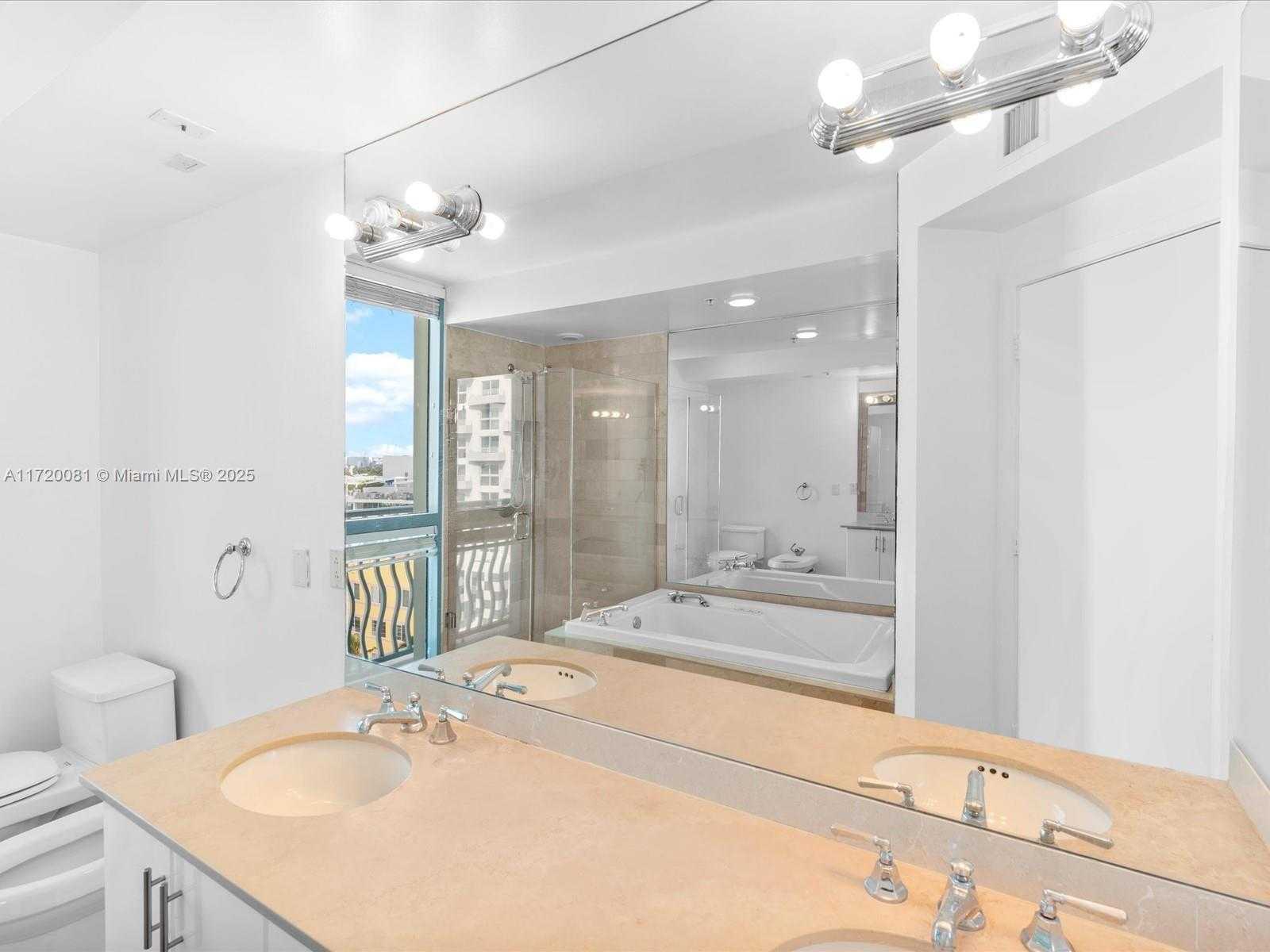 Small Image of 1500 OCEAN DR #708, Miami Beach Number 18